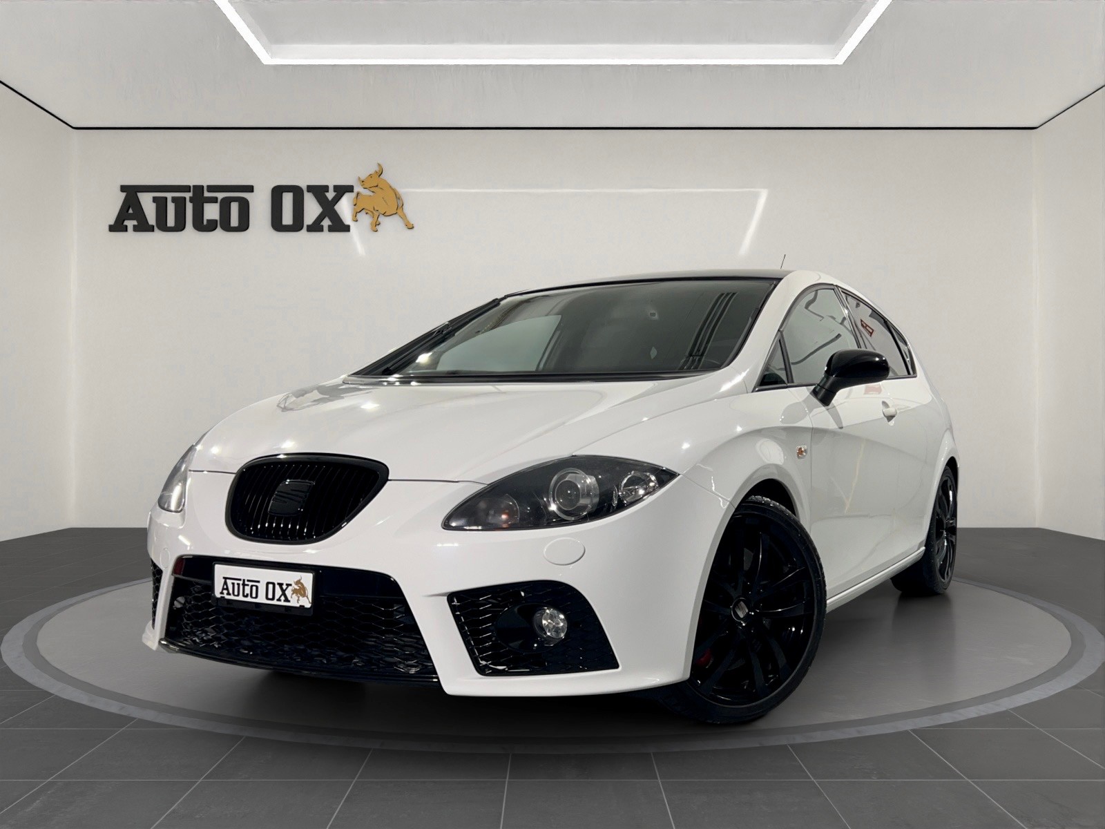 SEAT Leon 2.0 TSI World Champion Edition N° 081/200