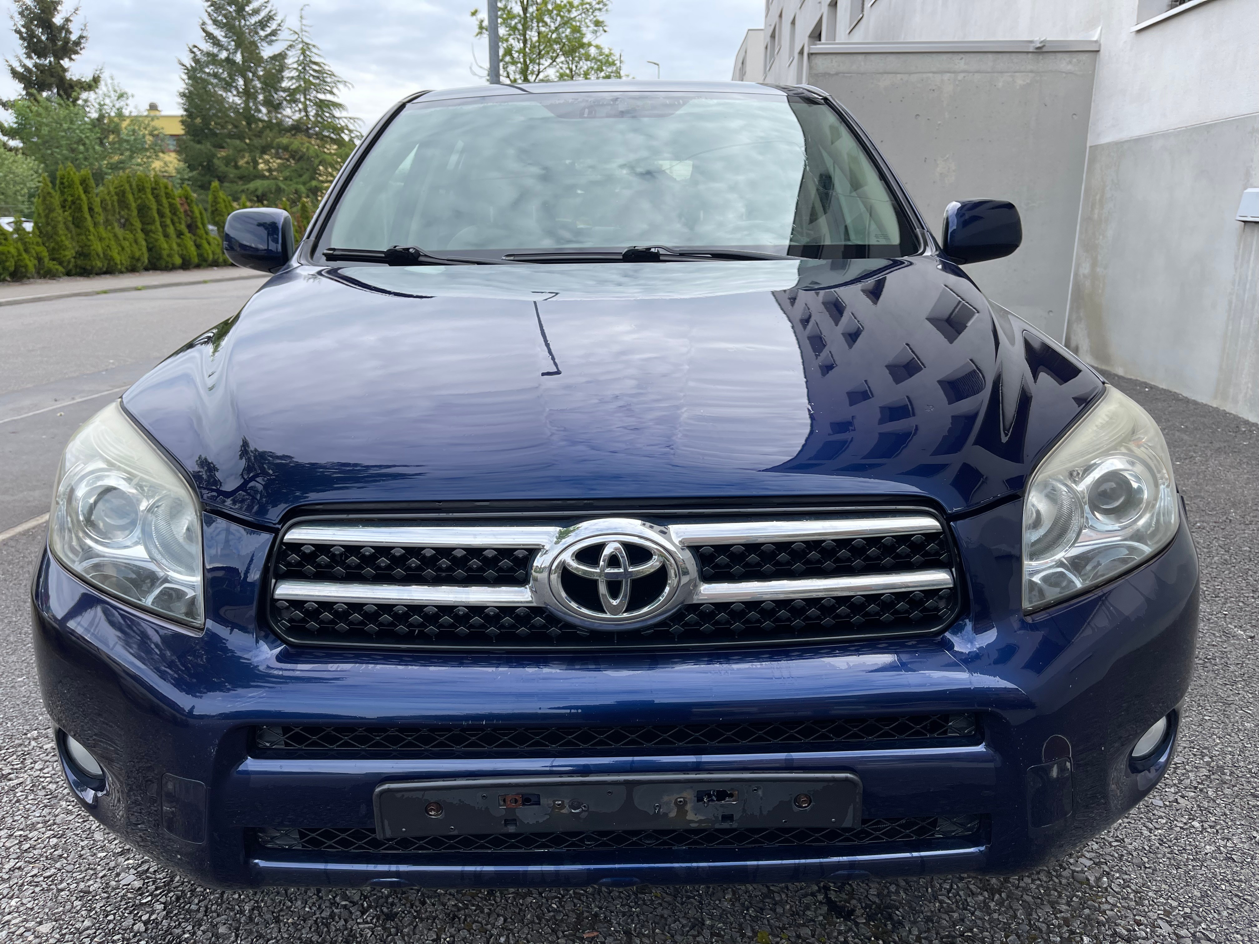 TOYOTA RAV-4