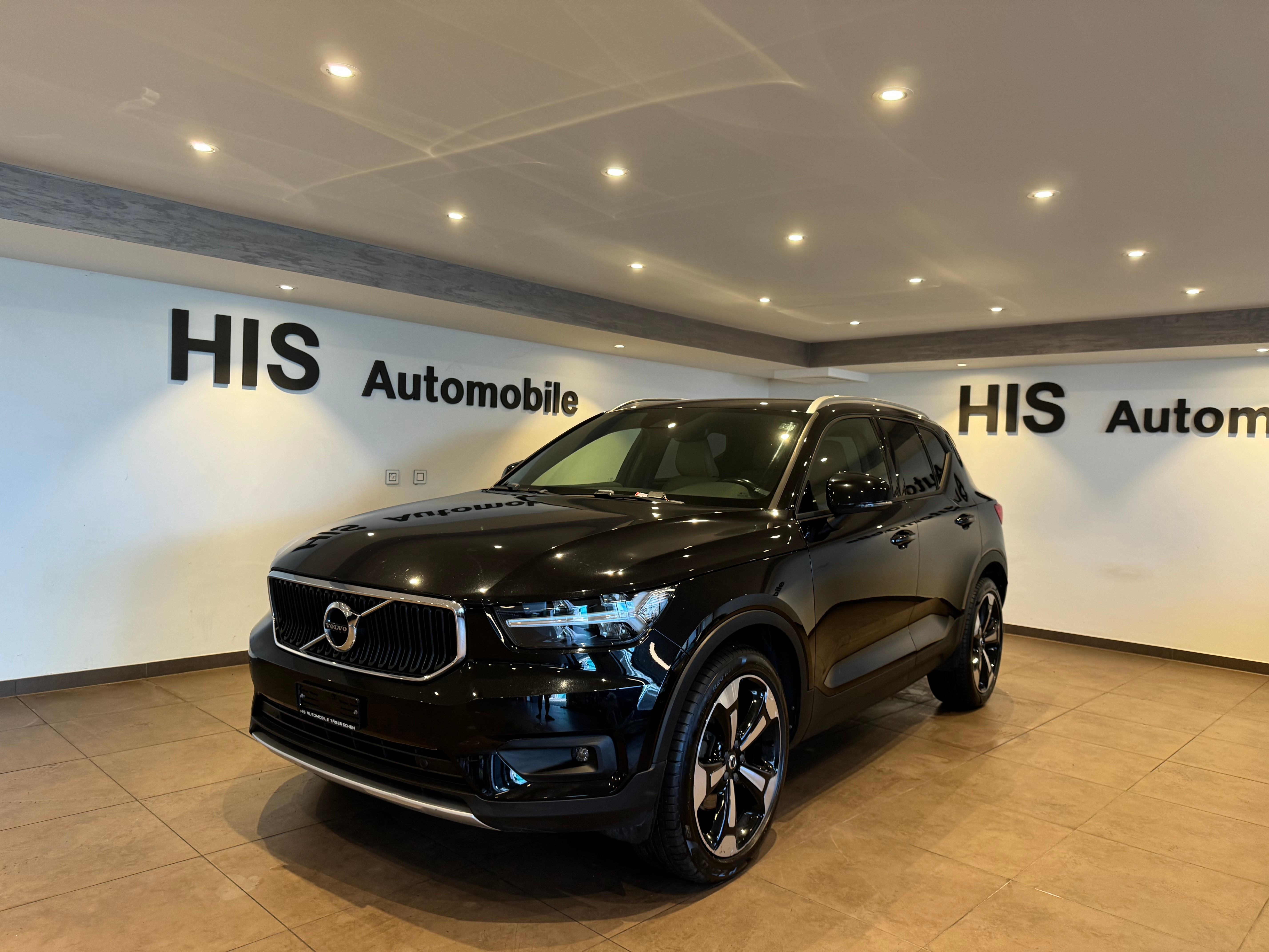 VOLVO XC40 2.0 D4 Momentum AWD