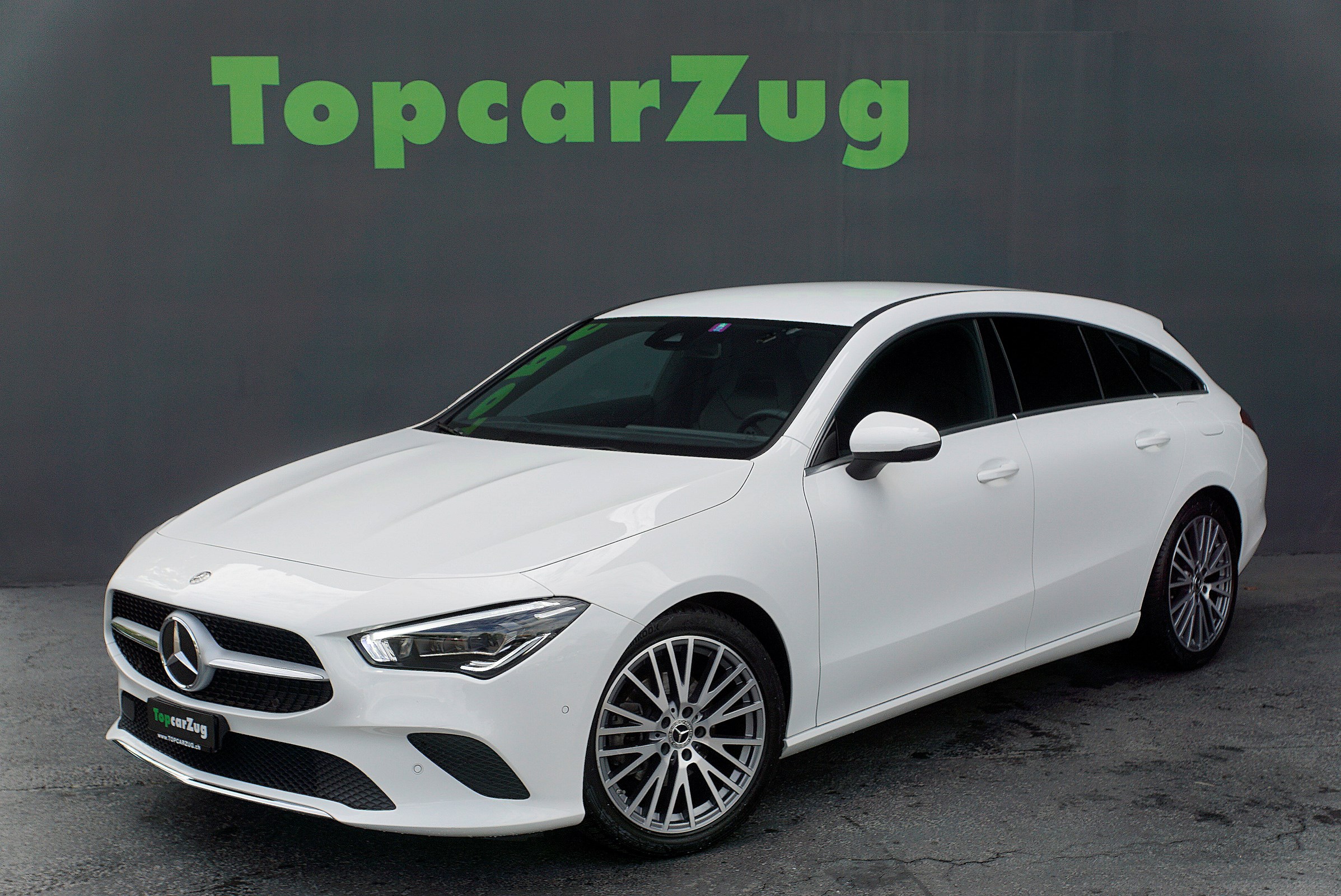 MERCEDES-BENZ CLA Shooting Brake 180 7G-DCT Progressive / CH-Fahrzeug mit Gratis Service