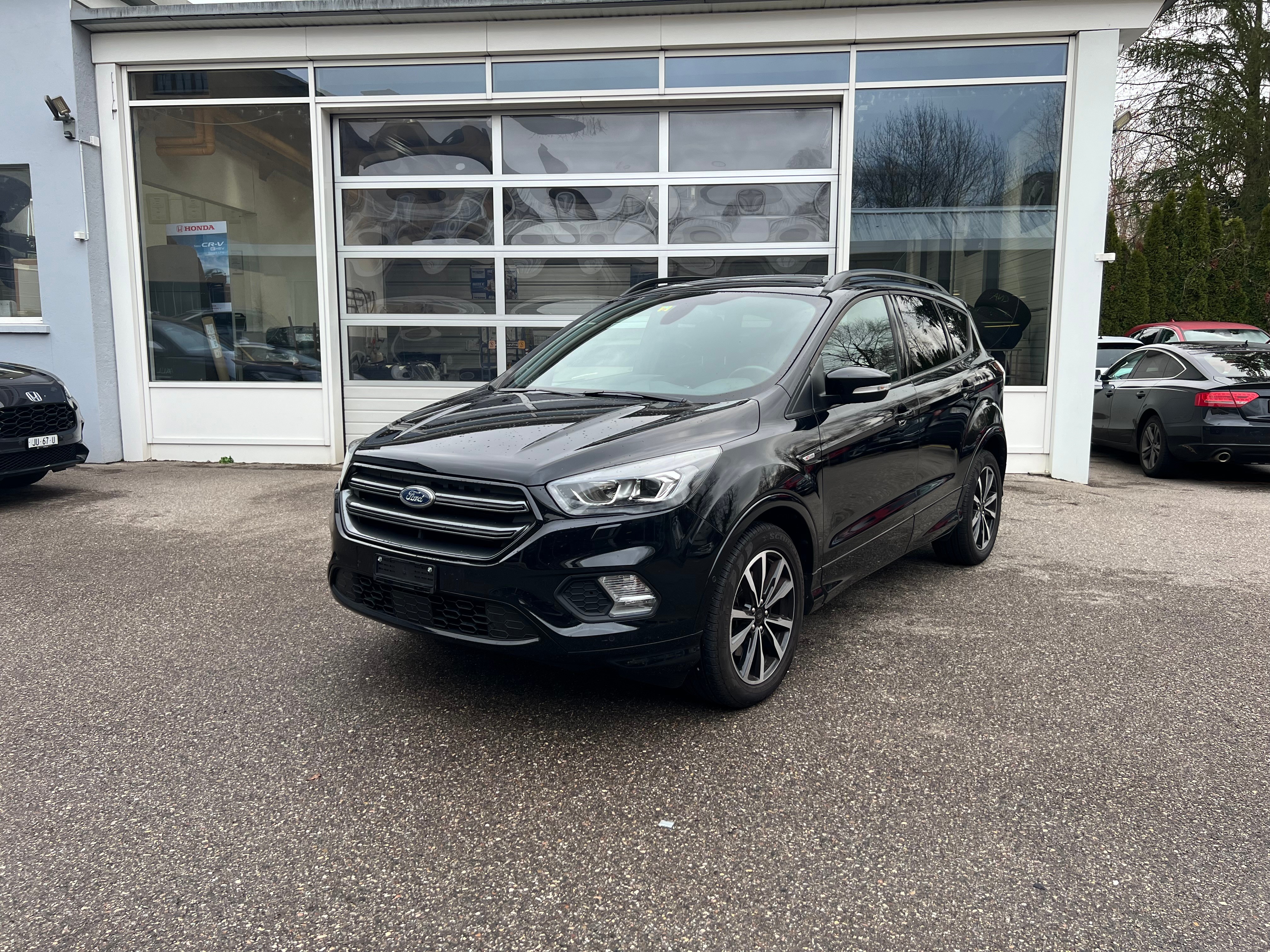 FORD Kuga 1.5 TDCi ST Line High 2WD PowerShift