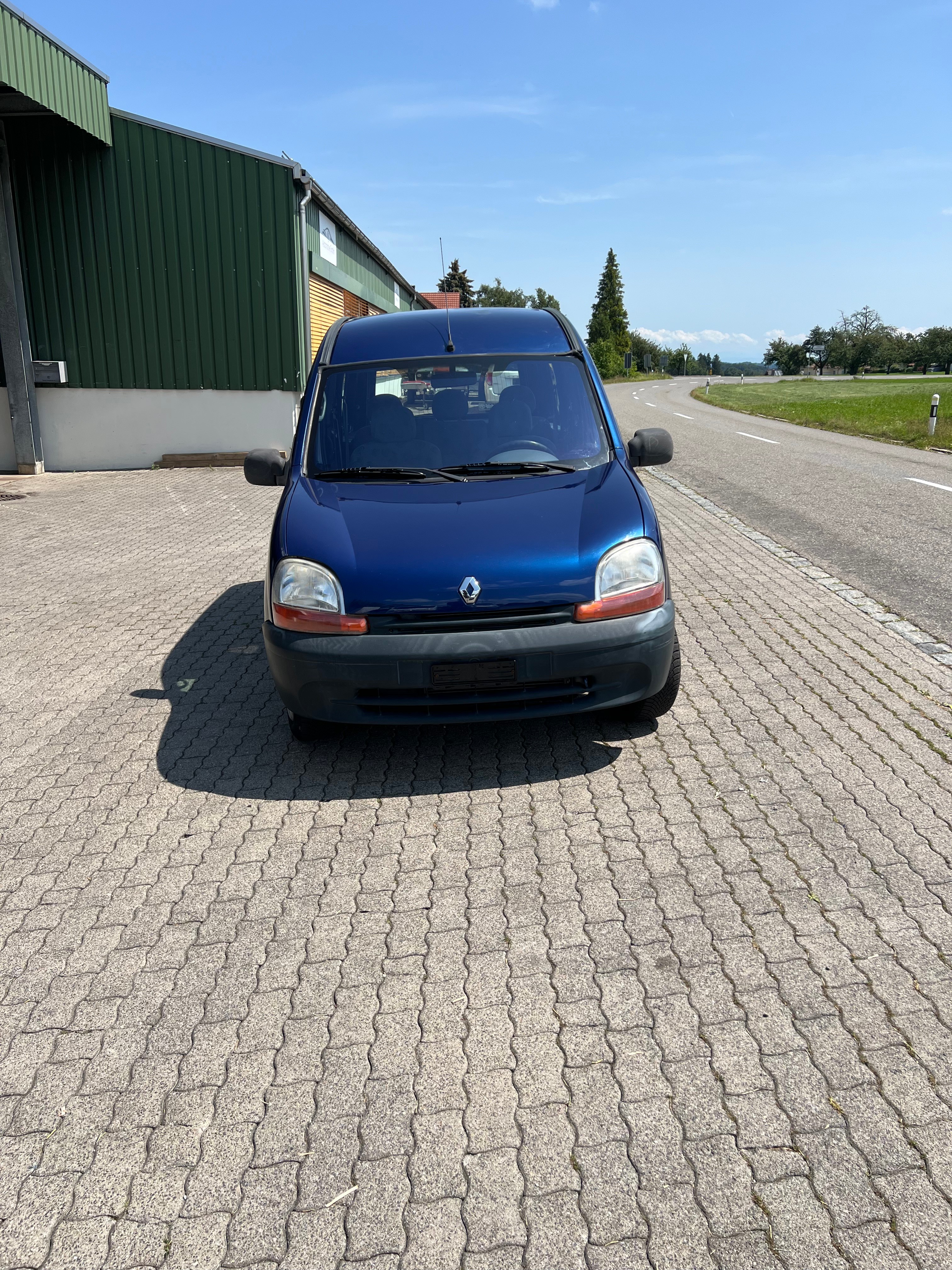 RENAULT Kangoo 1.4 RXE Hélios