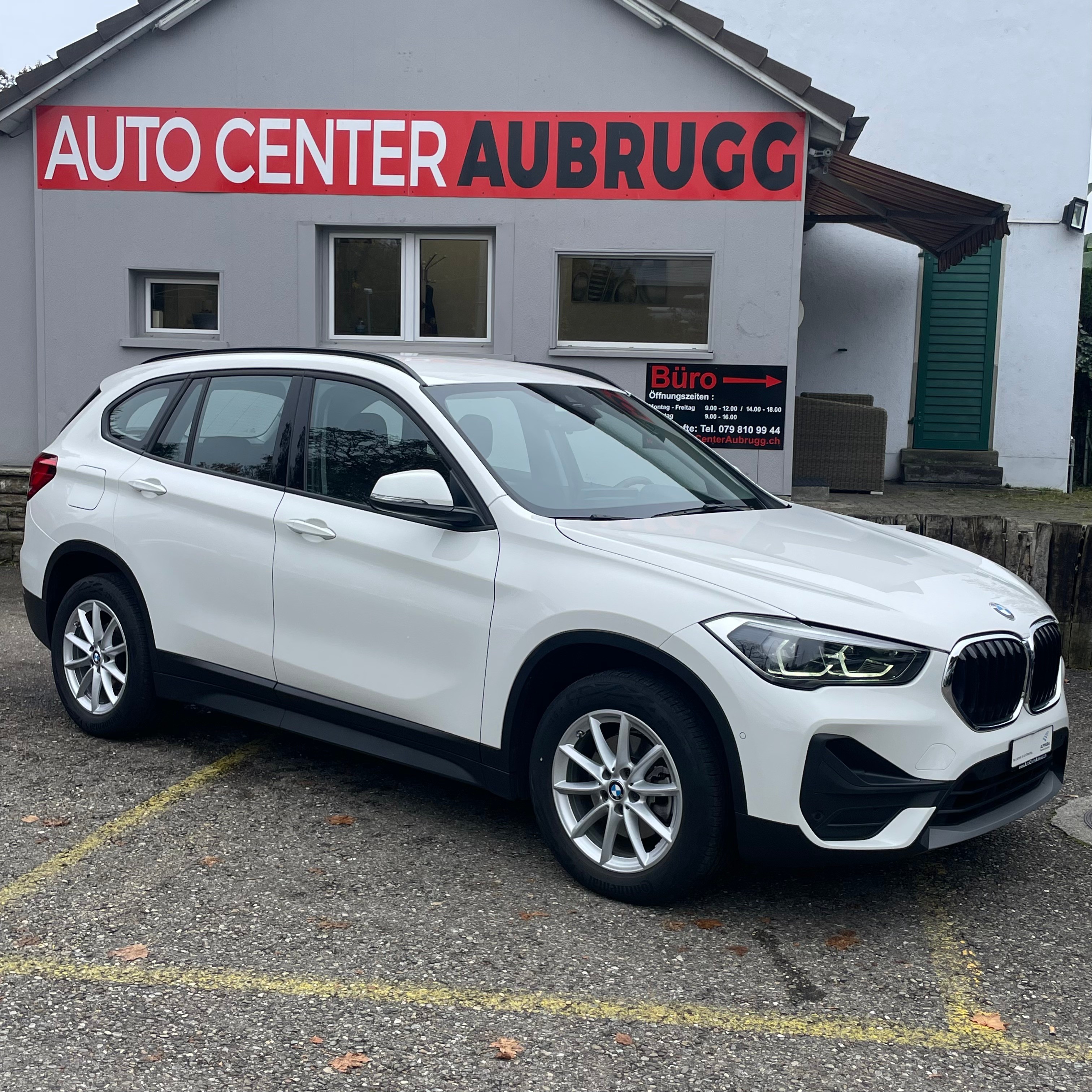 BMW X1 xDrive 18d Steptronic *CH-FAHRZEUG / ANHÄNGERKUPPLUNG / FACE-LIFT*