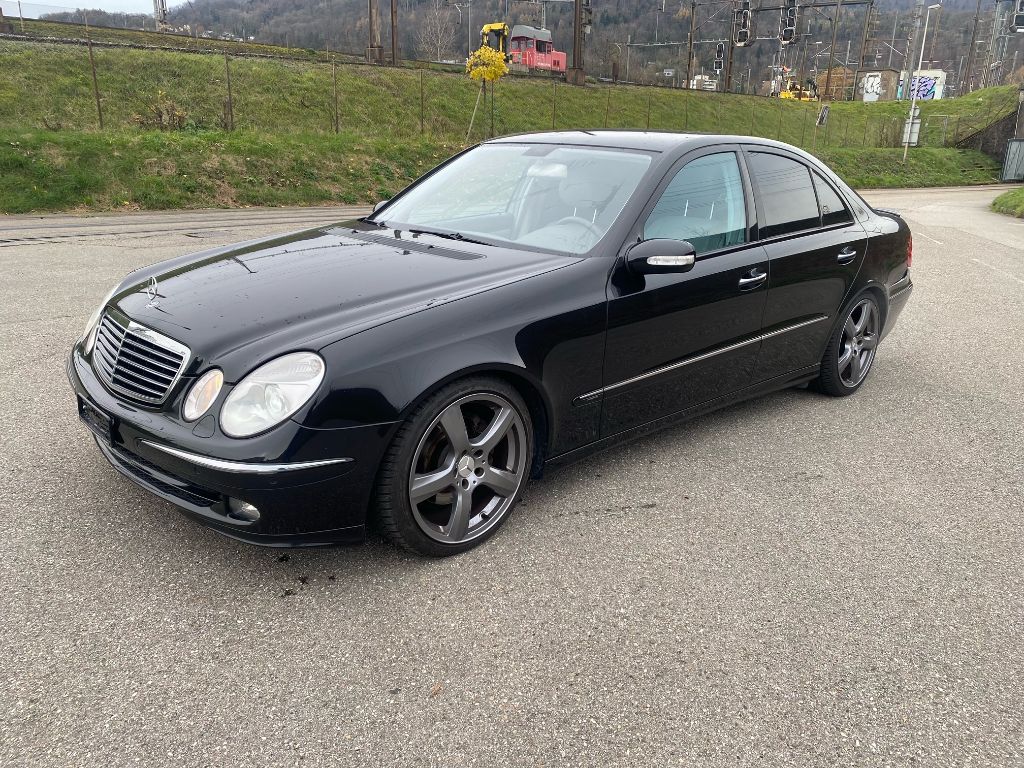 MERCEDES-BENZ E 280 Avantgarde 4Matic Automatic