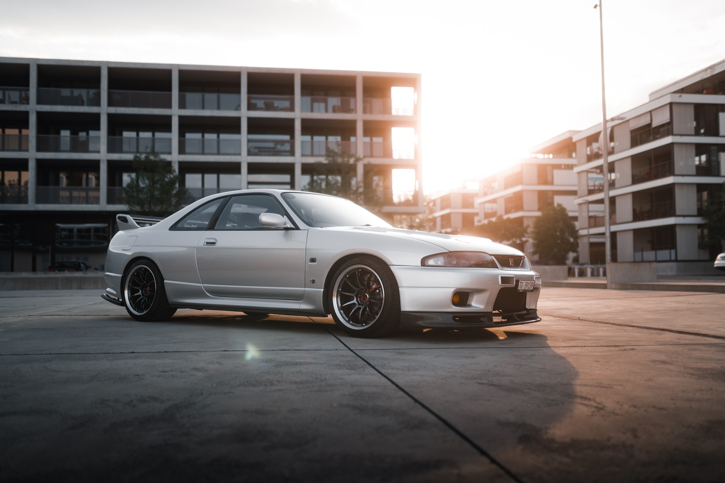 NISSAN Skyline R33 GT-R