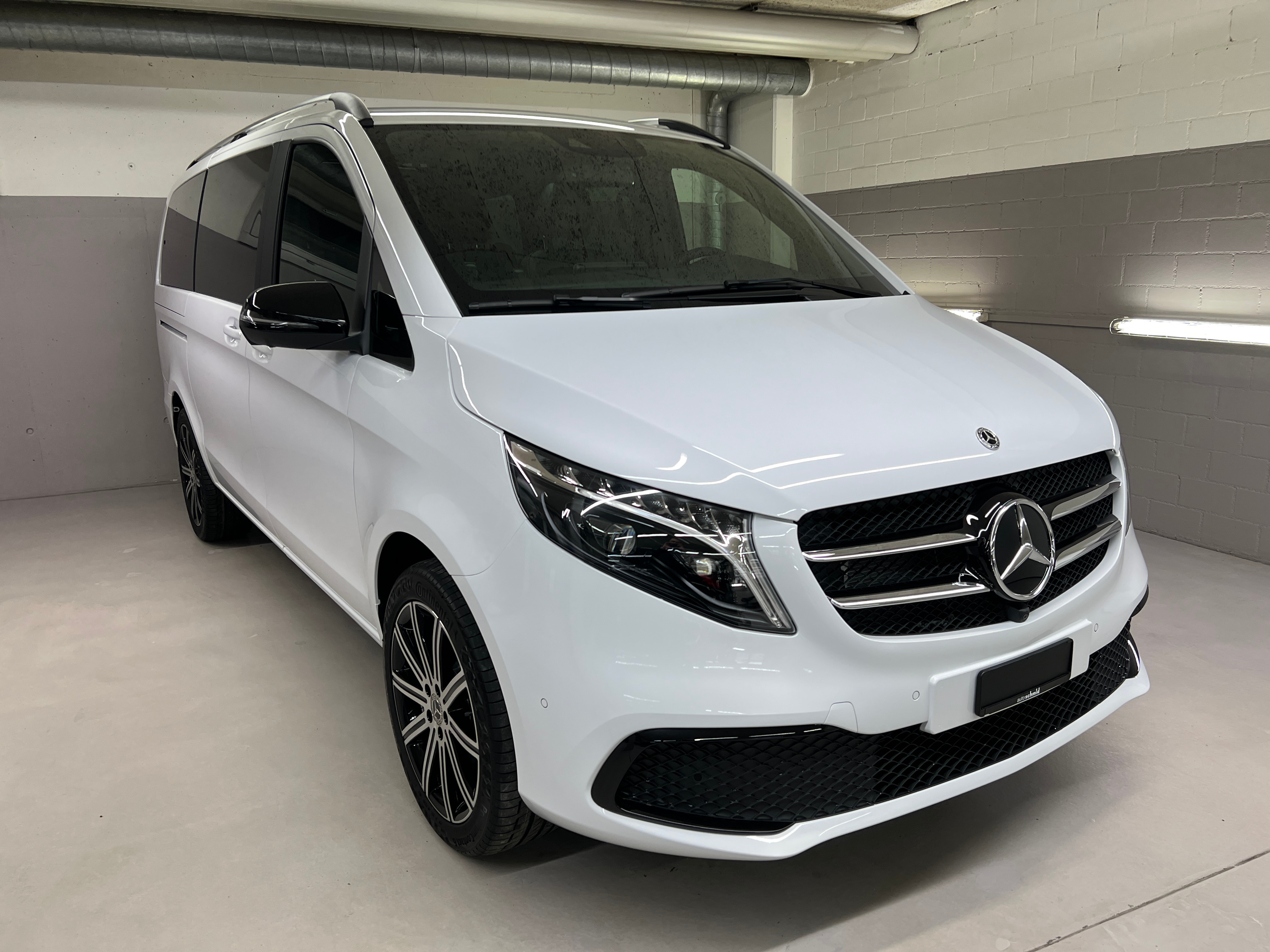 MERCEDES-BENZ V 300 d lang Swiss Edition 4Matic 9G-Tronic