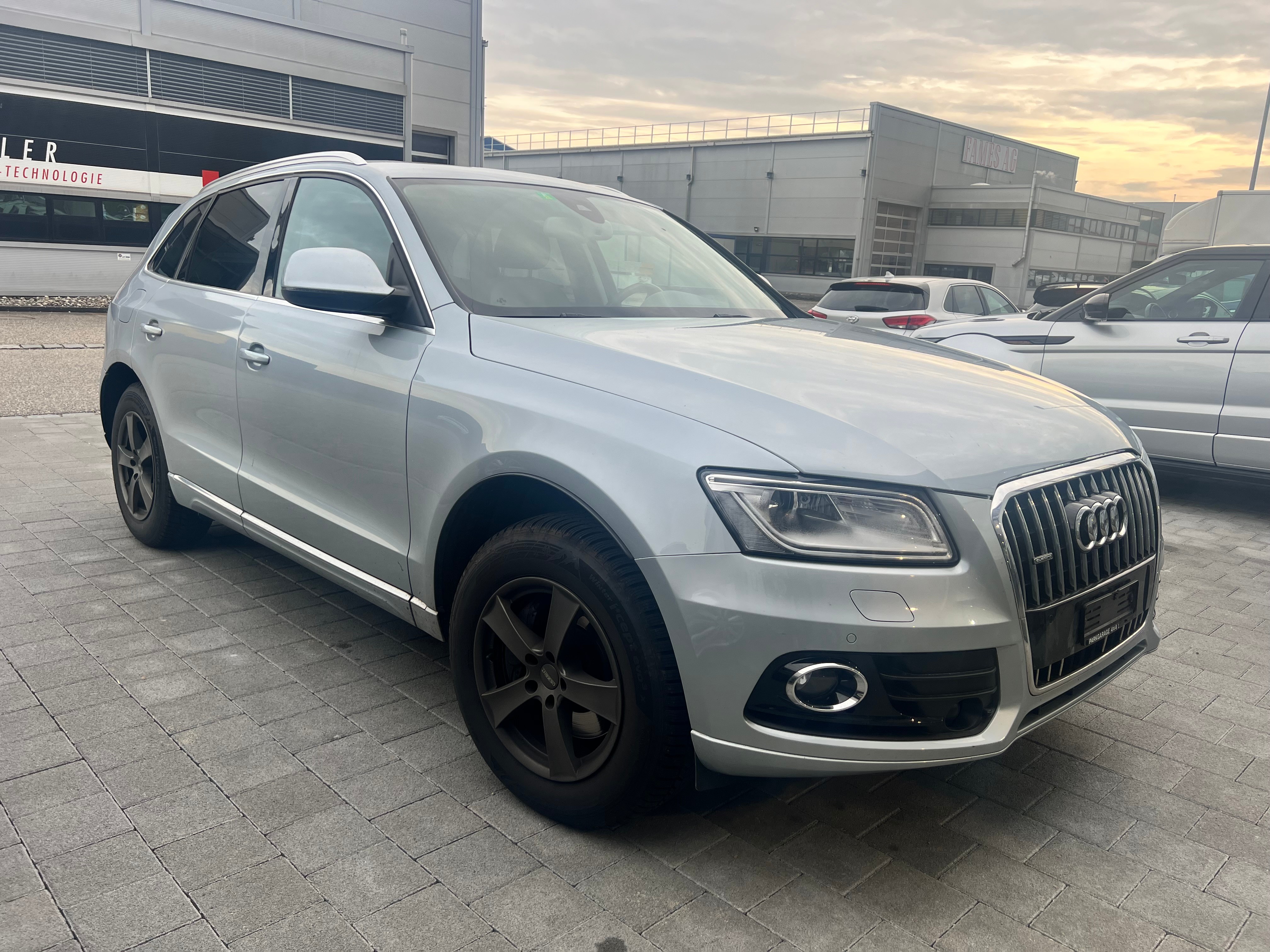 AUDI Q5 3.0 TDI quattro S-tronic