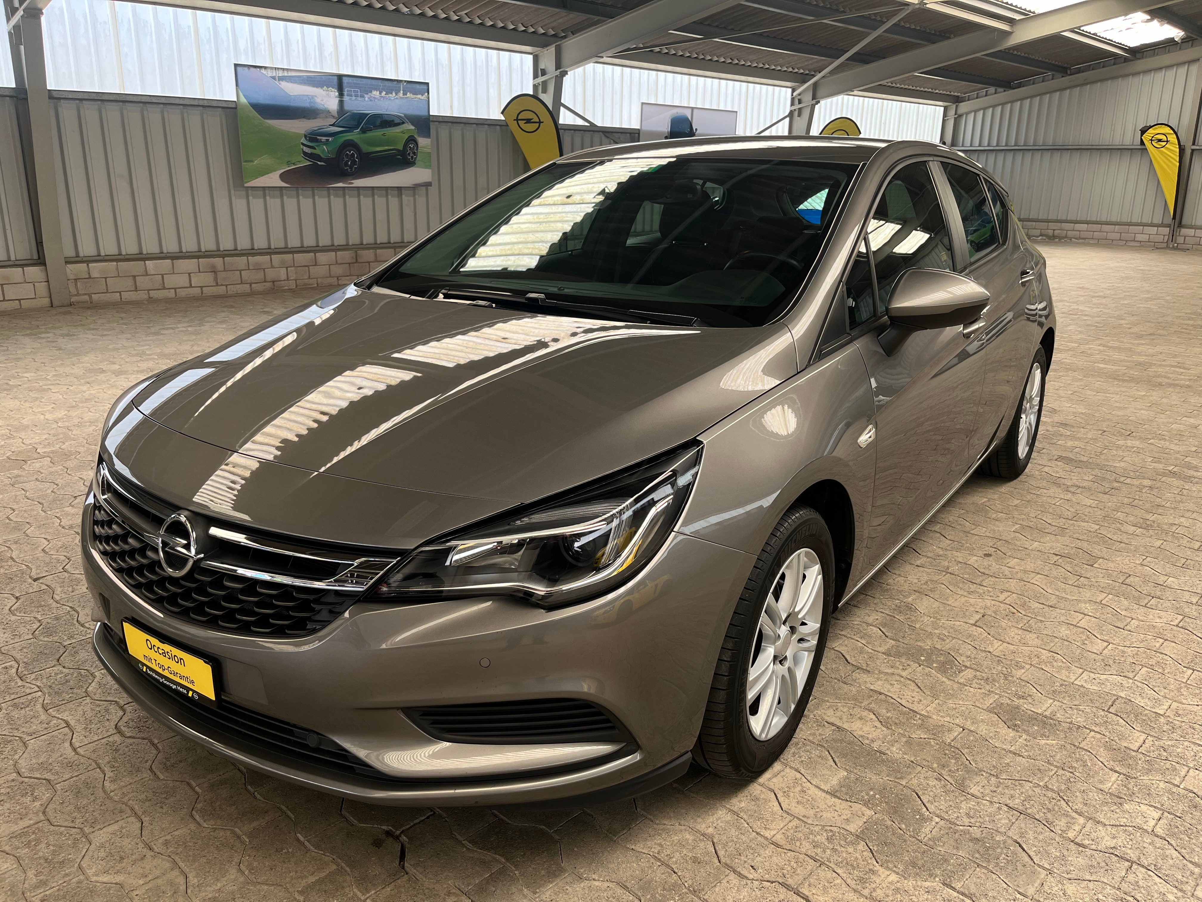 OPEL Astra 1.4i Turbo Enjoy Automatic