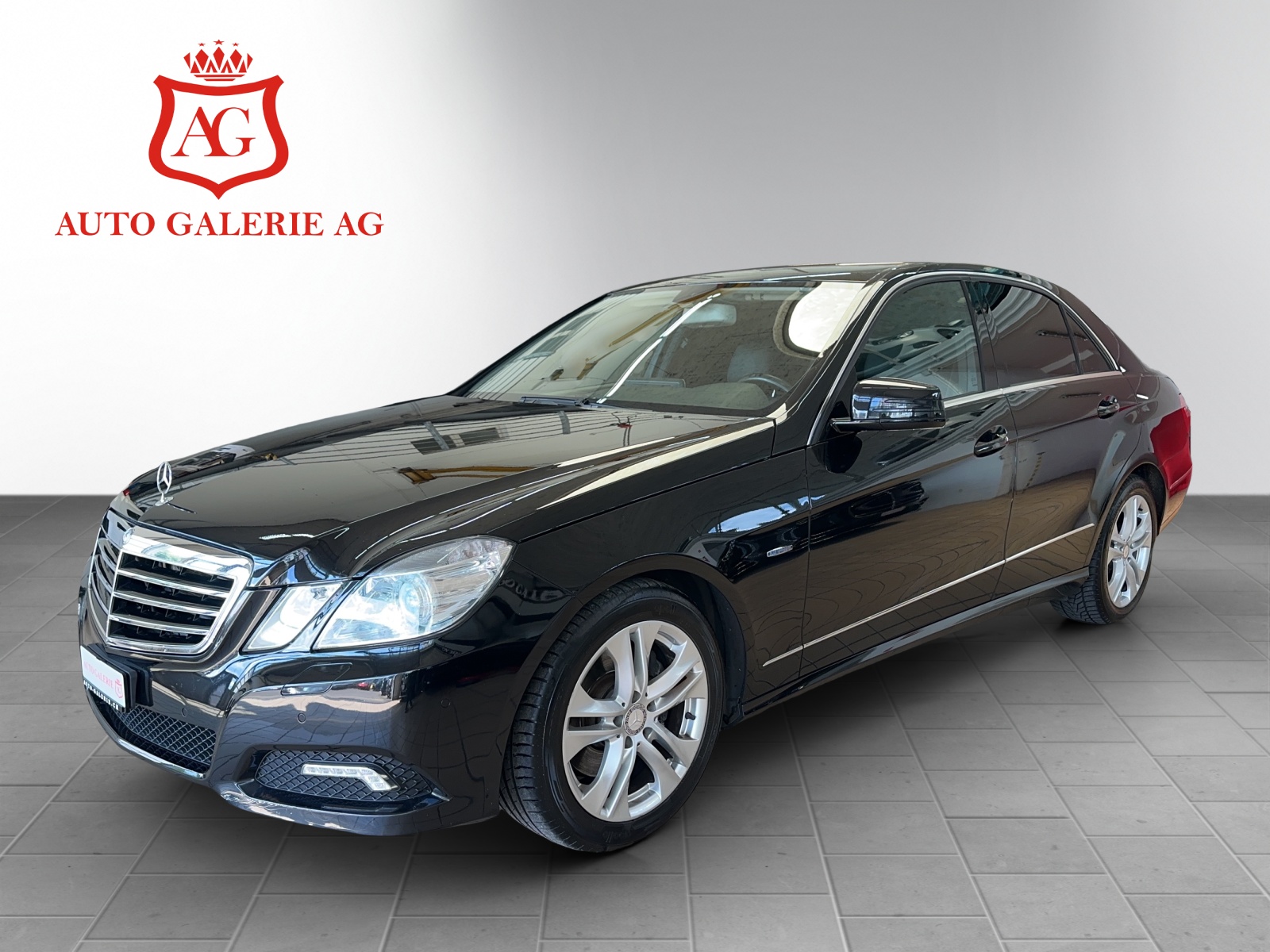 MERCEDES-BENZ E 300 CDI BlueEfficiency Avantgarde 7G-Tronic