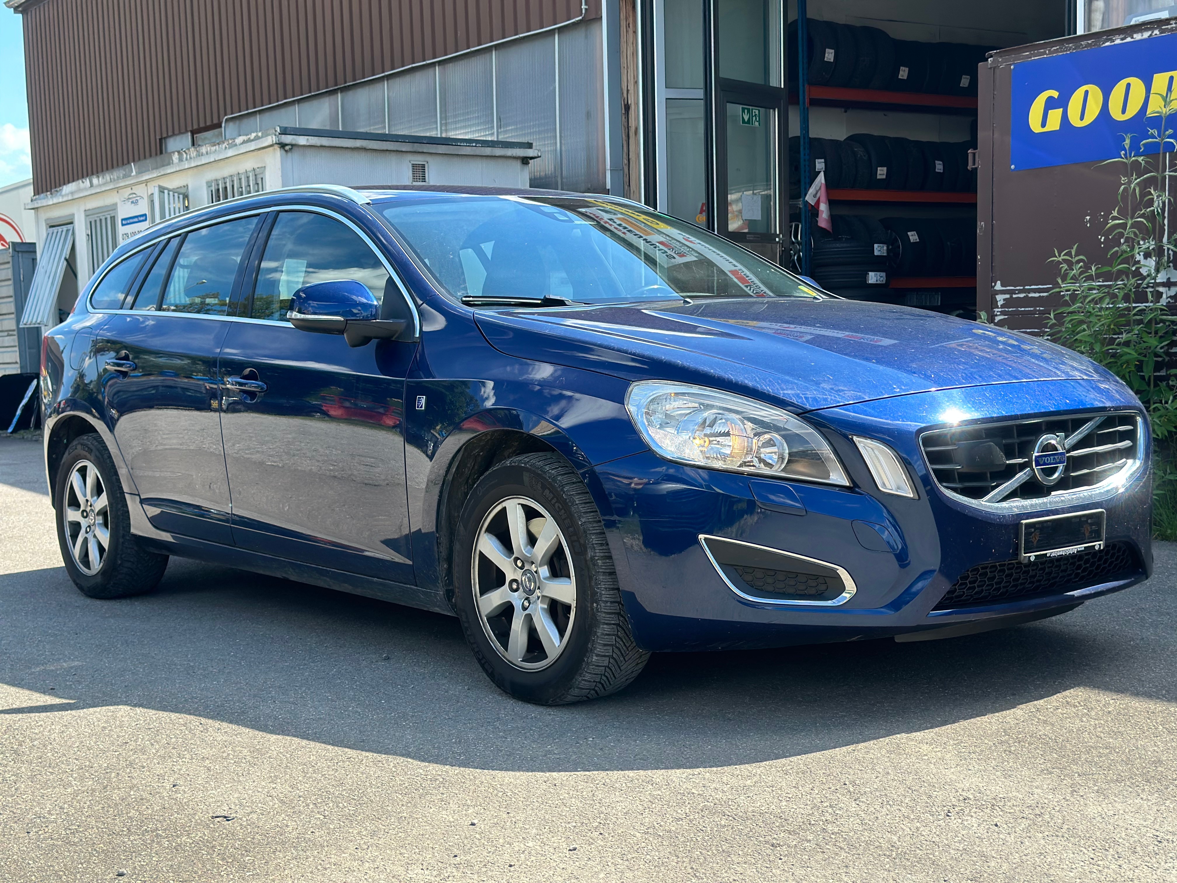 VOLVO V60 D5 AWD OceanRace Geartronic