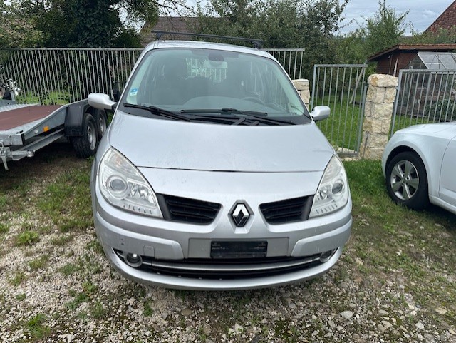 RENAULT Grand Scénic 2.0 16V Dynamique