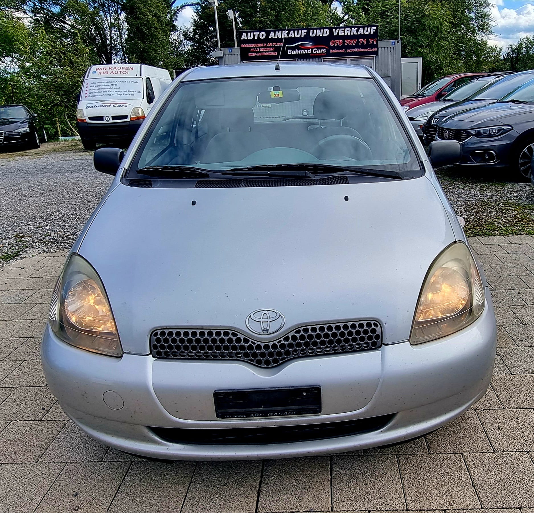 TOYOTA Yaris 1.3 Linea Sol