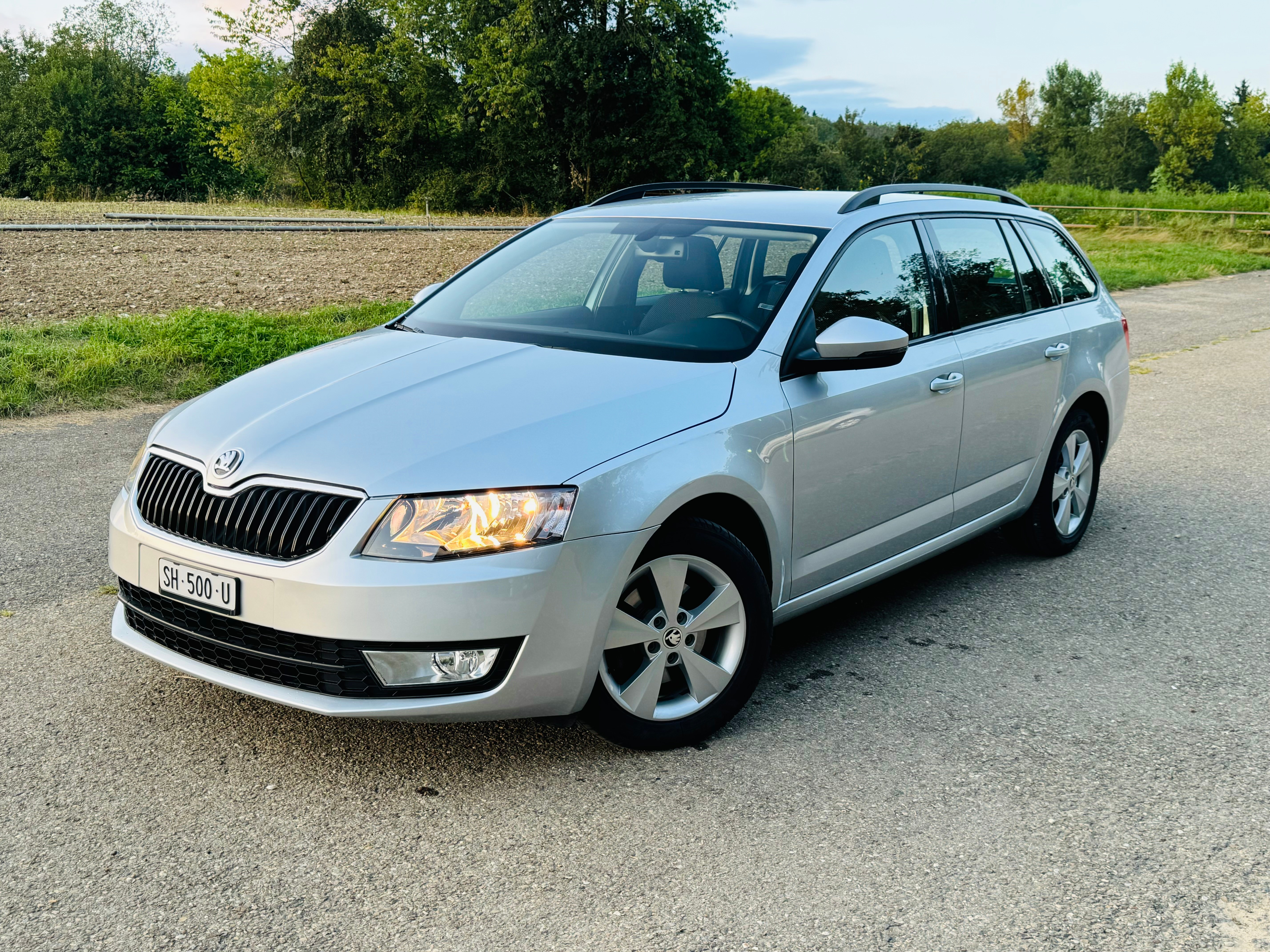 SKODA Octavia Combi 1.6 TDI Ambition DSG