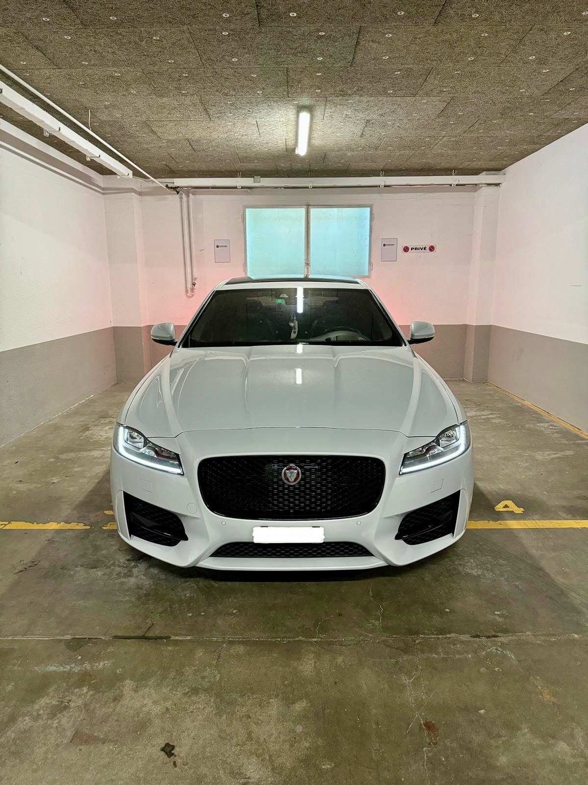 JAGUAR XF 30d Prestige Automatic