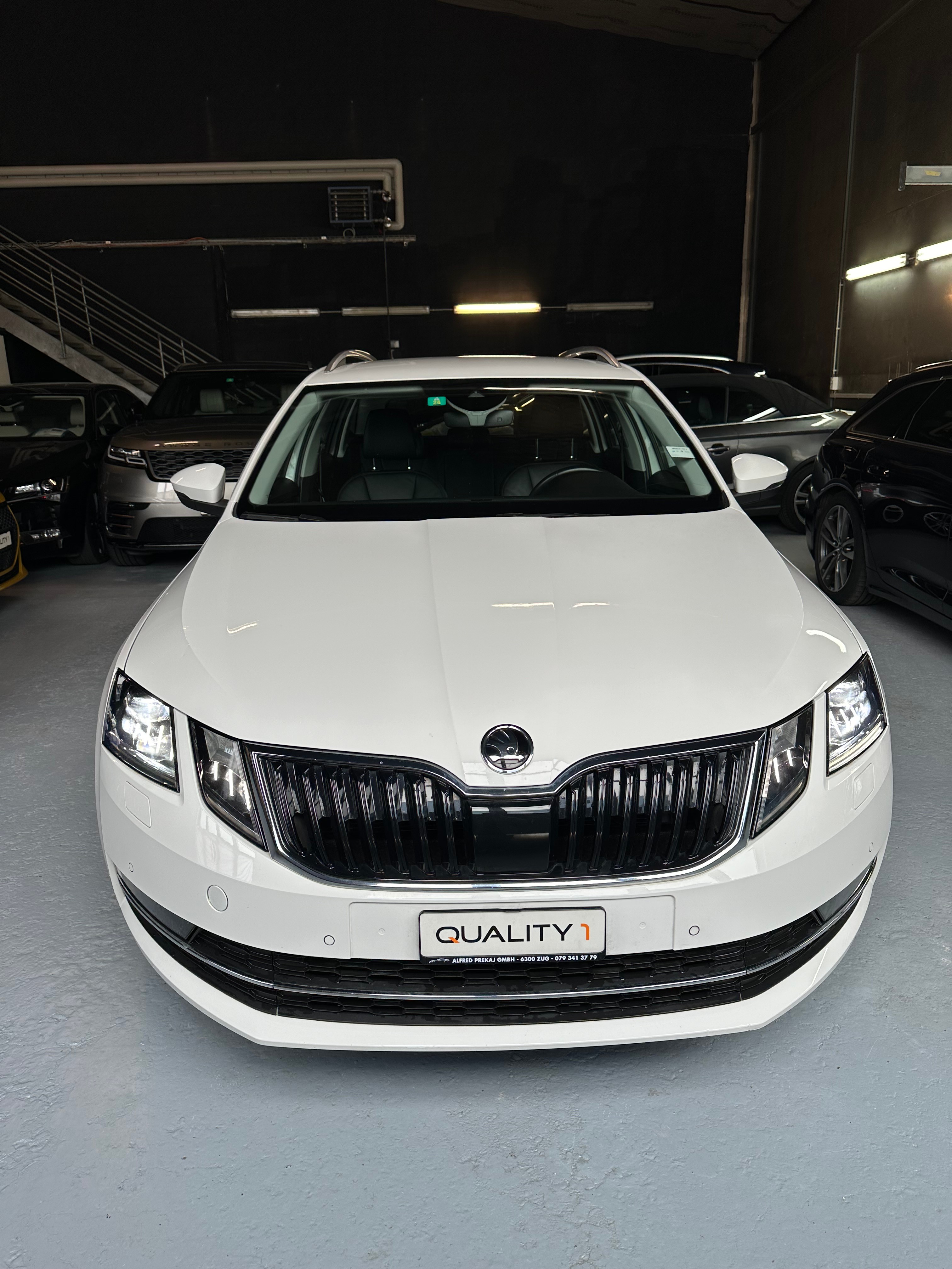 SKODA Octavia Combi 2.0 TDI Clever DSG