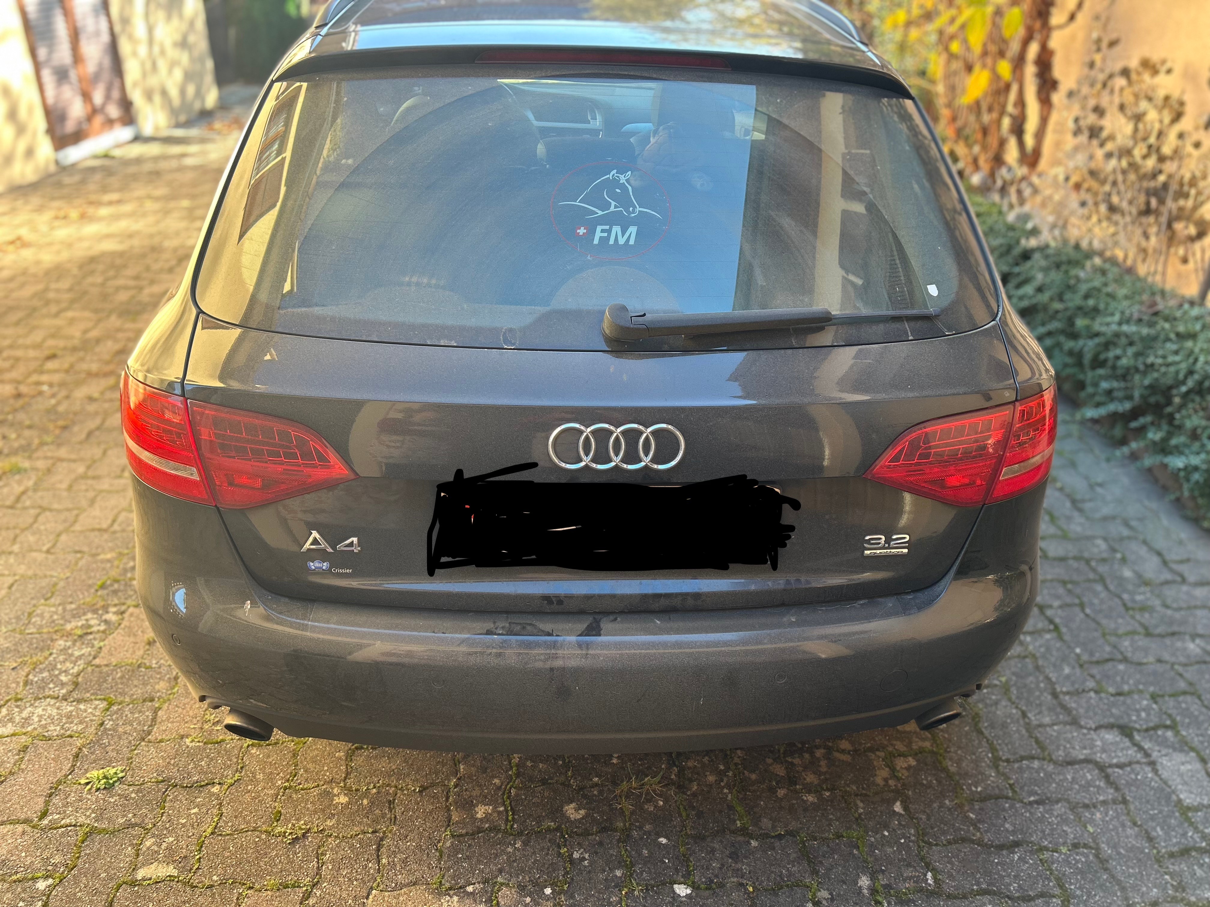 AUDI A4 Avant 3.2 FSI quattro