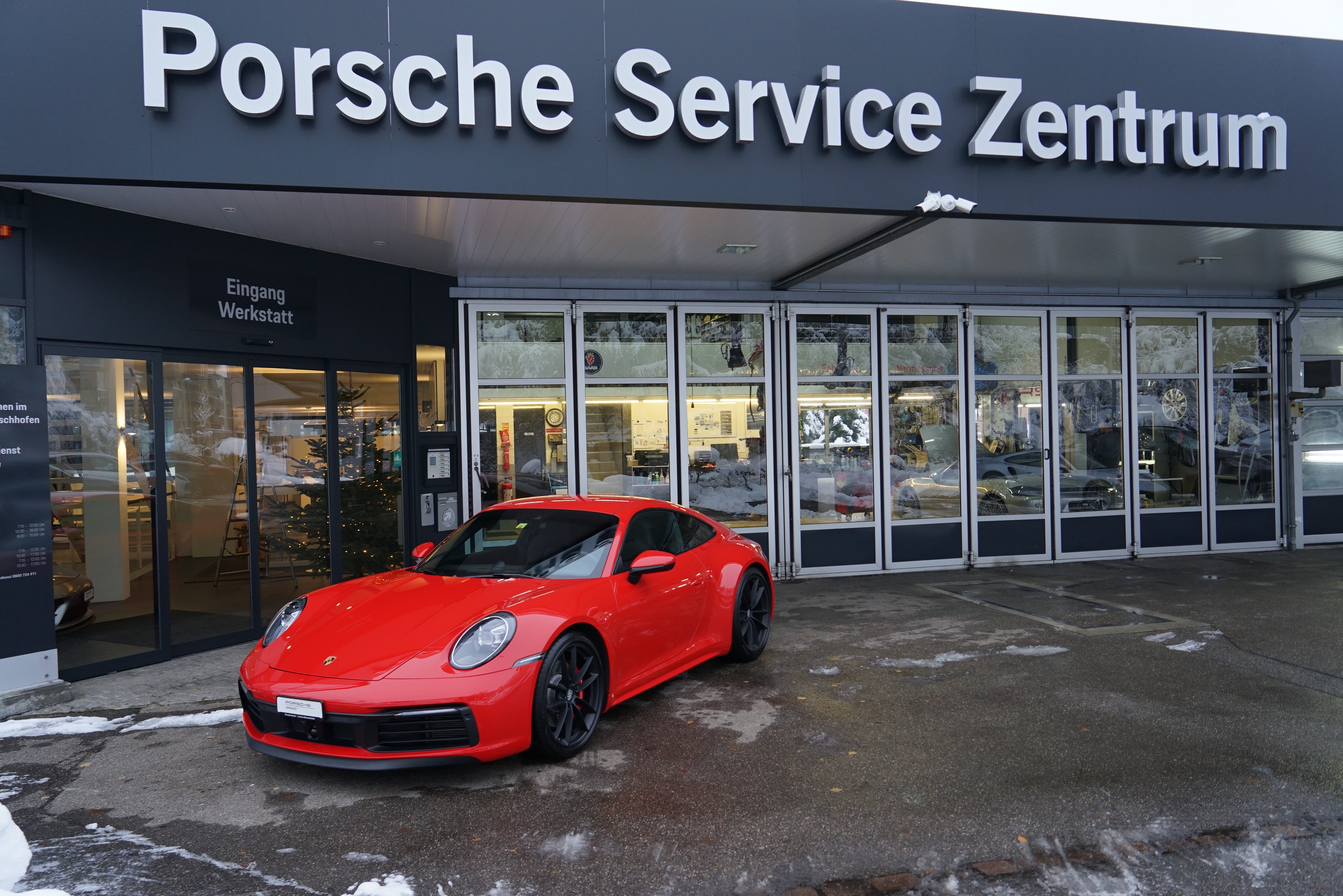 PORSCHE 911 Carrera 4S PDK