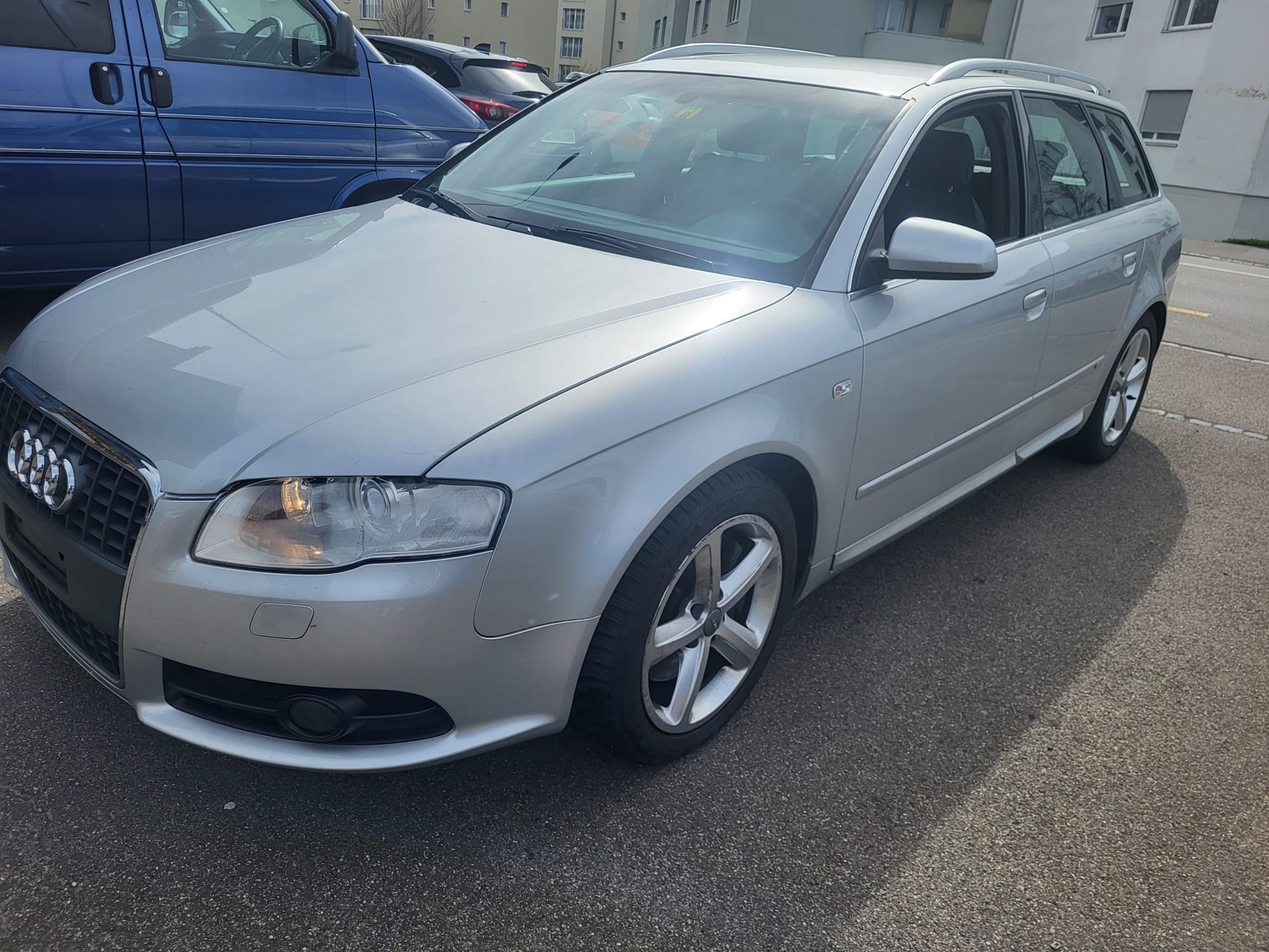 AUDI A4 Avant 2.0 Turbo FSI quattro