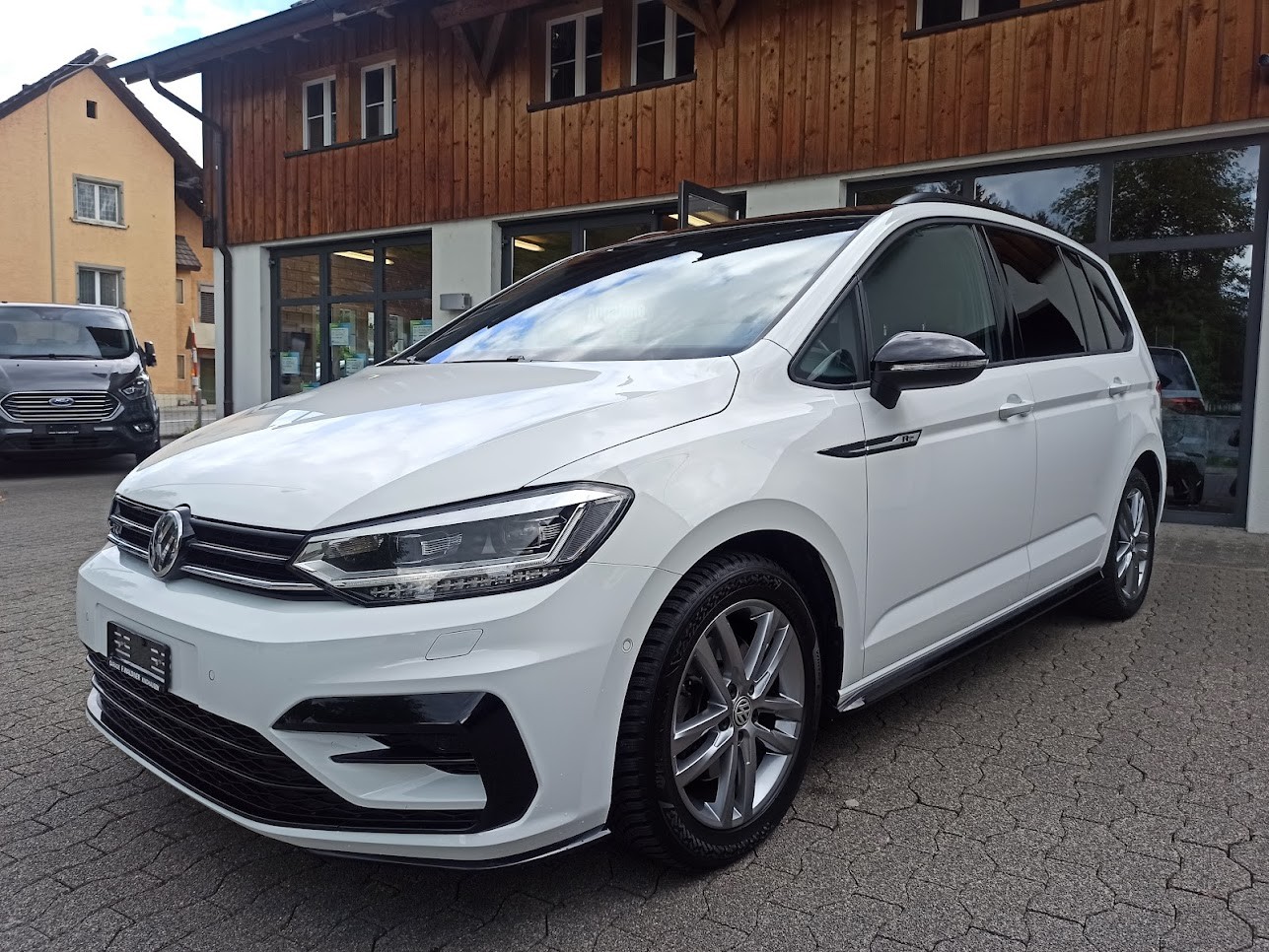 VW Touran 1.8 TSI BlueMotion Technology Sport DSG