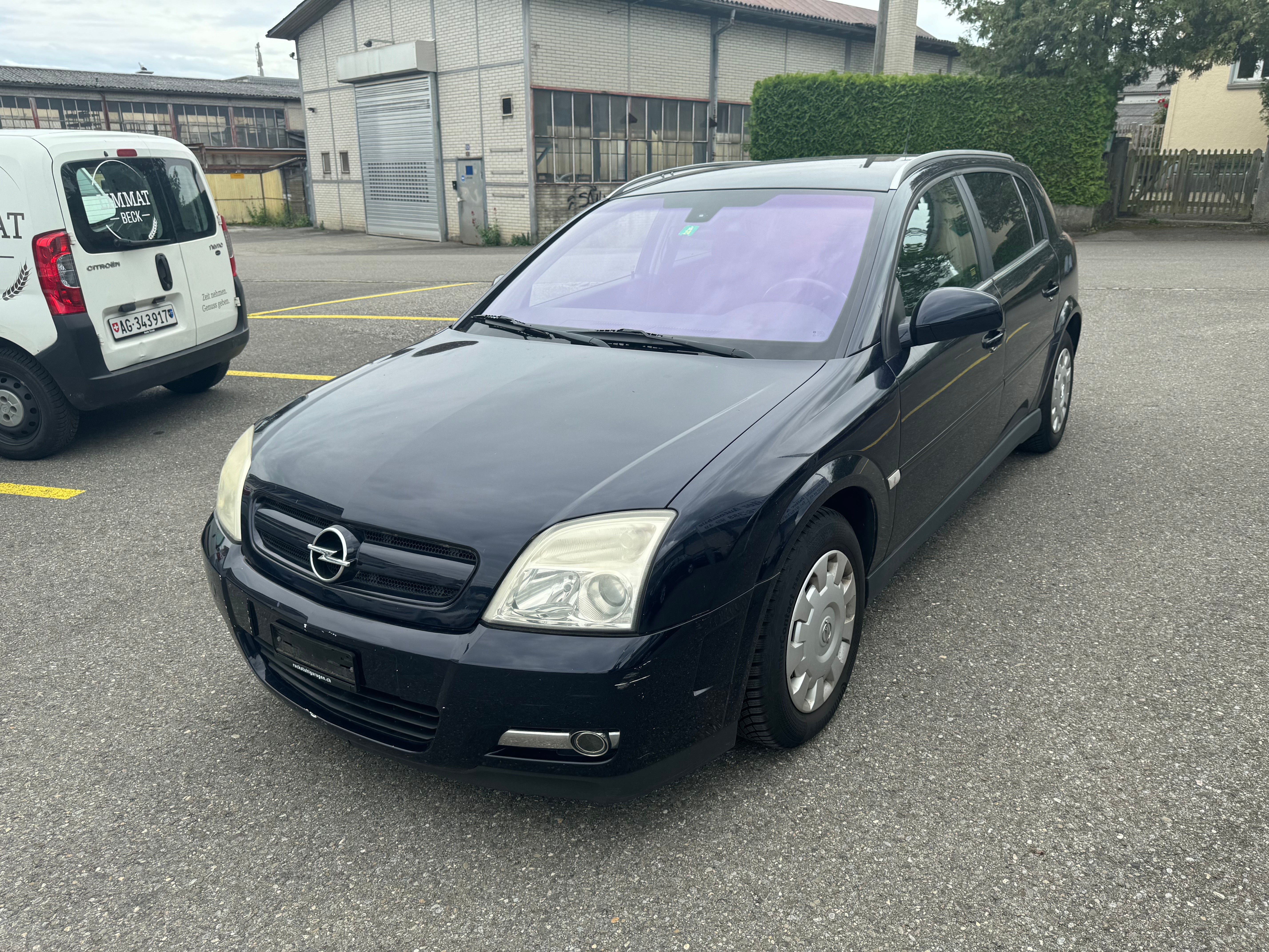 OPEL Signum 2.2 Elegance