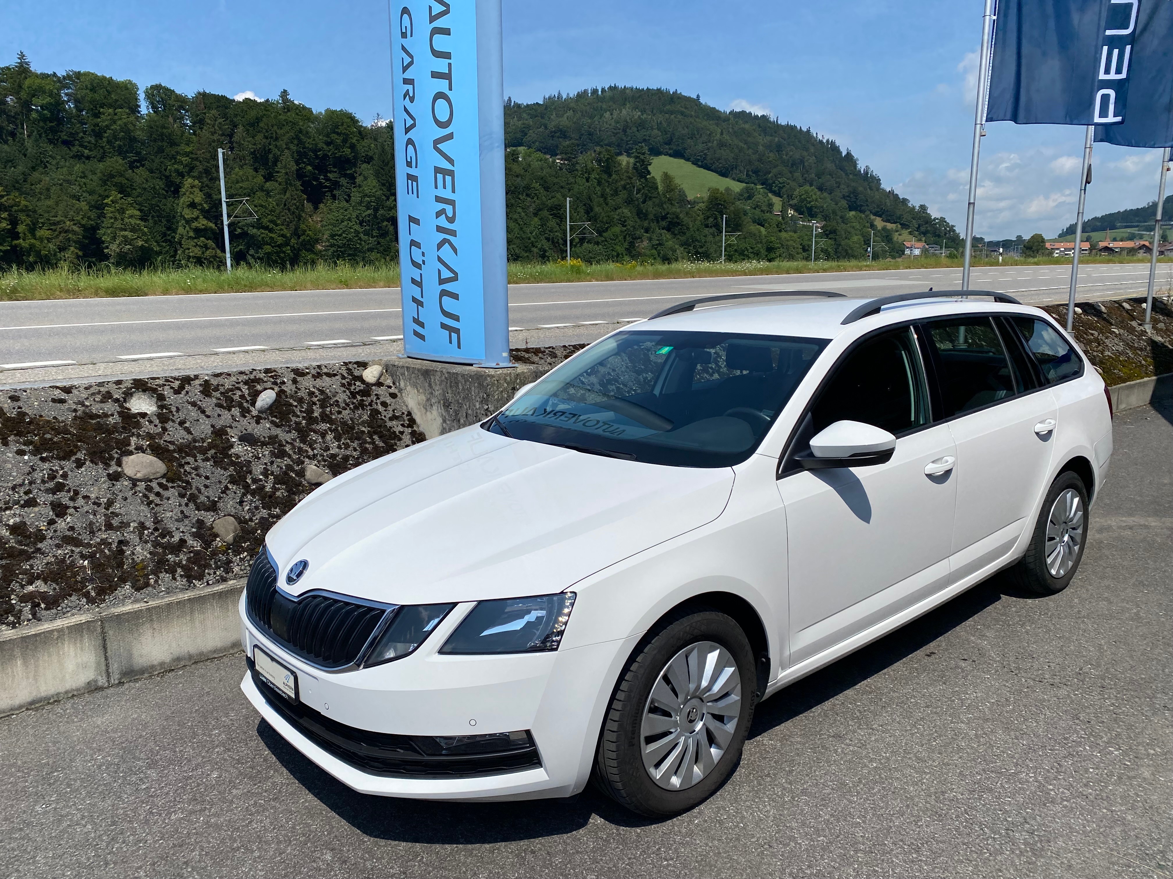 SKODA Octavia Combi 2.0 TDI Ambition DSG