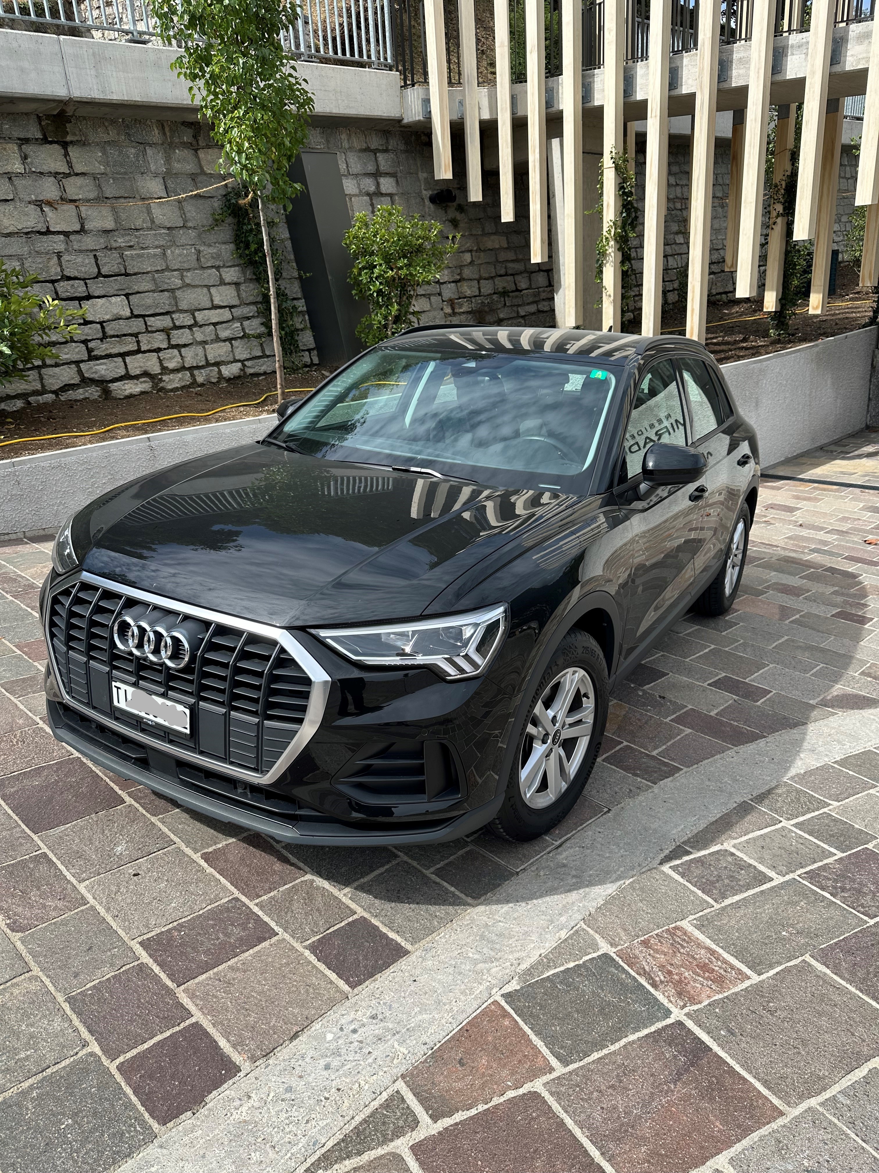 AUDI Q3 35 TFSI Attraction S-tronic