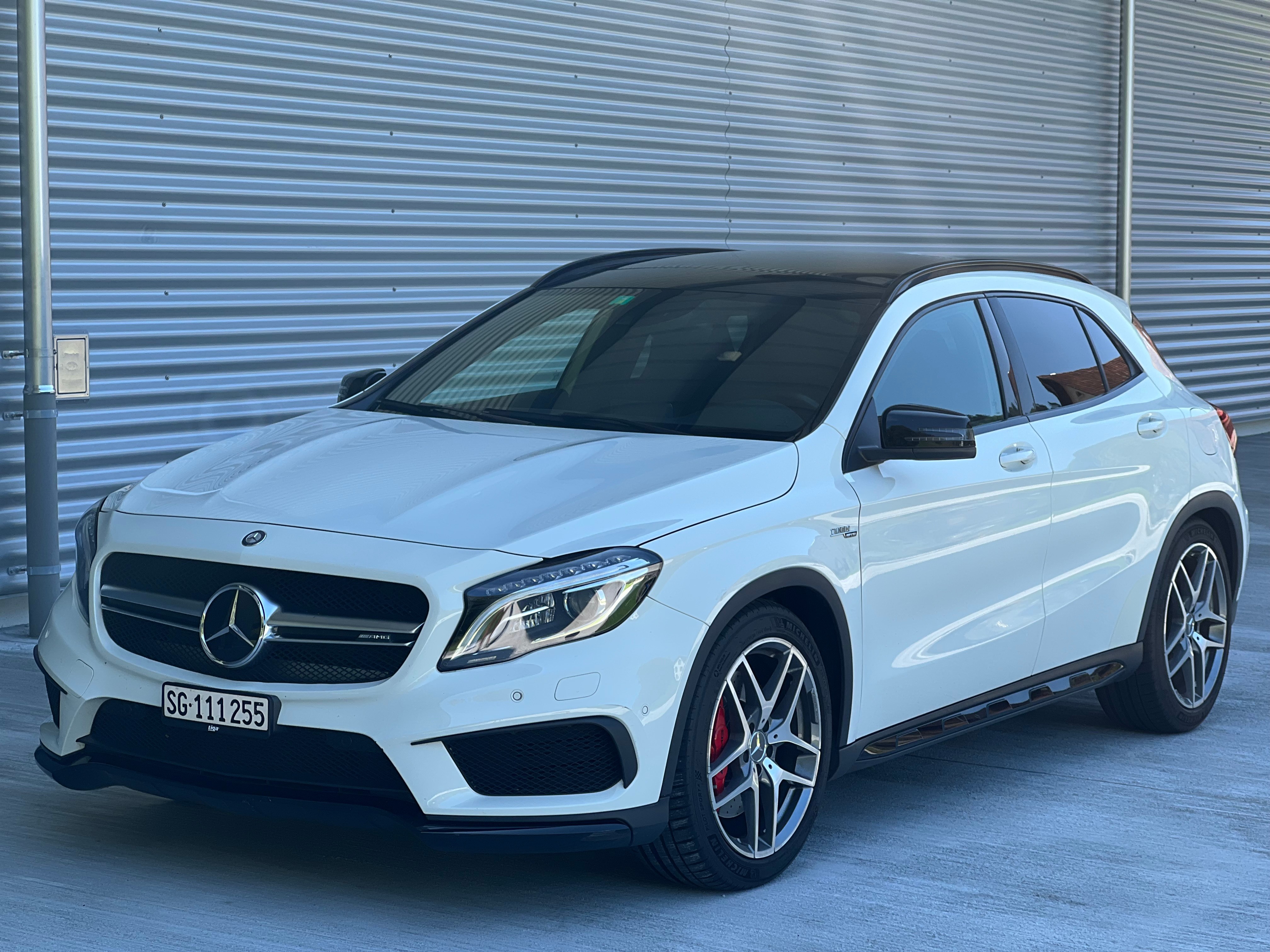 MERCEDES-BENZ GLA 45 AMG 4Matic 7G-DCT