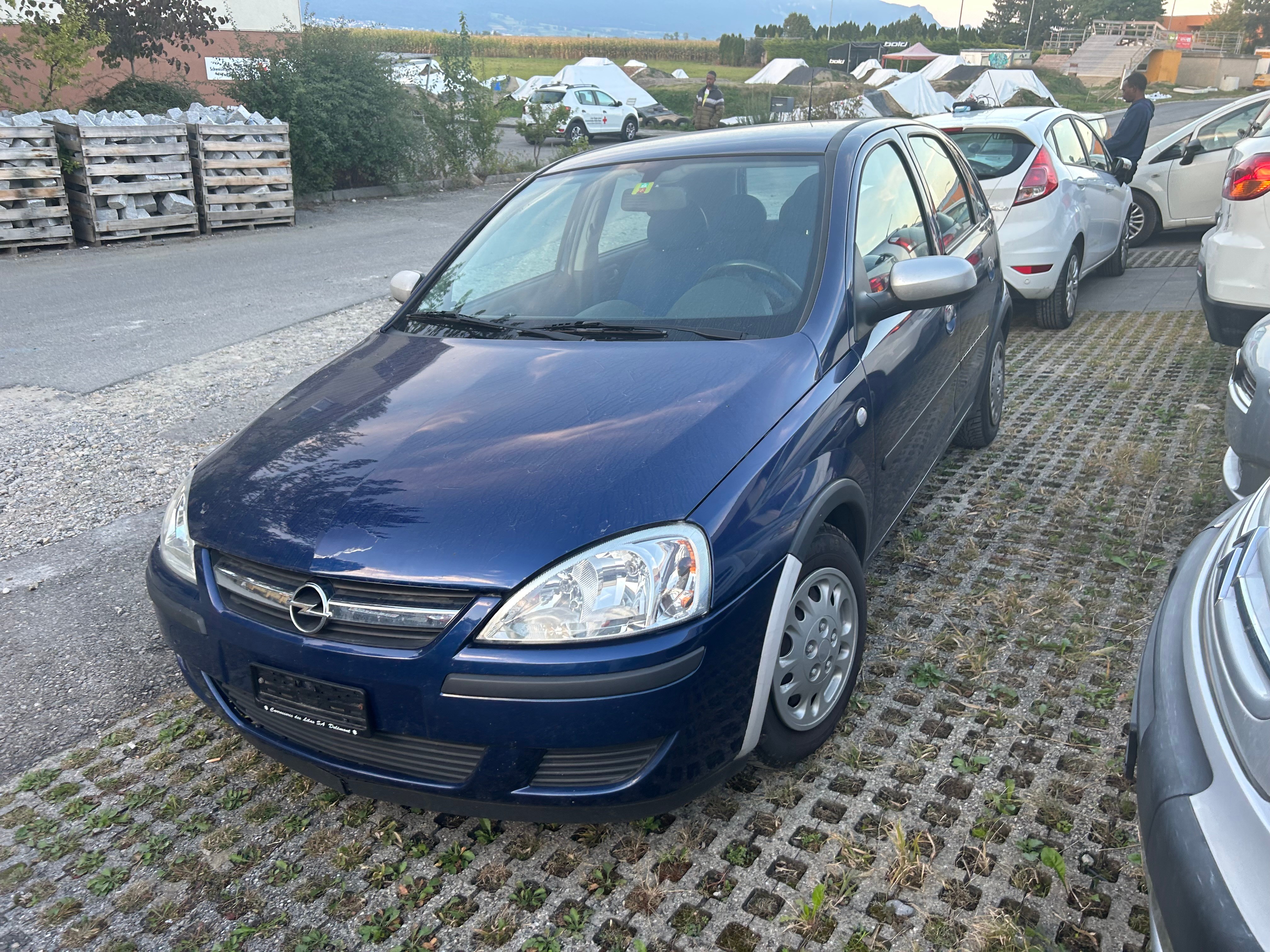 OPEL Corsa 1.2 16V Essentia