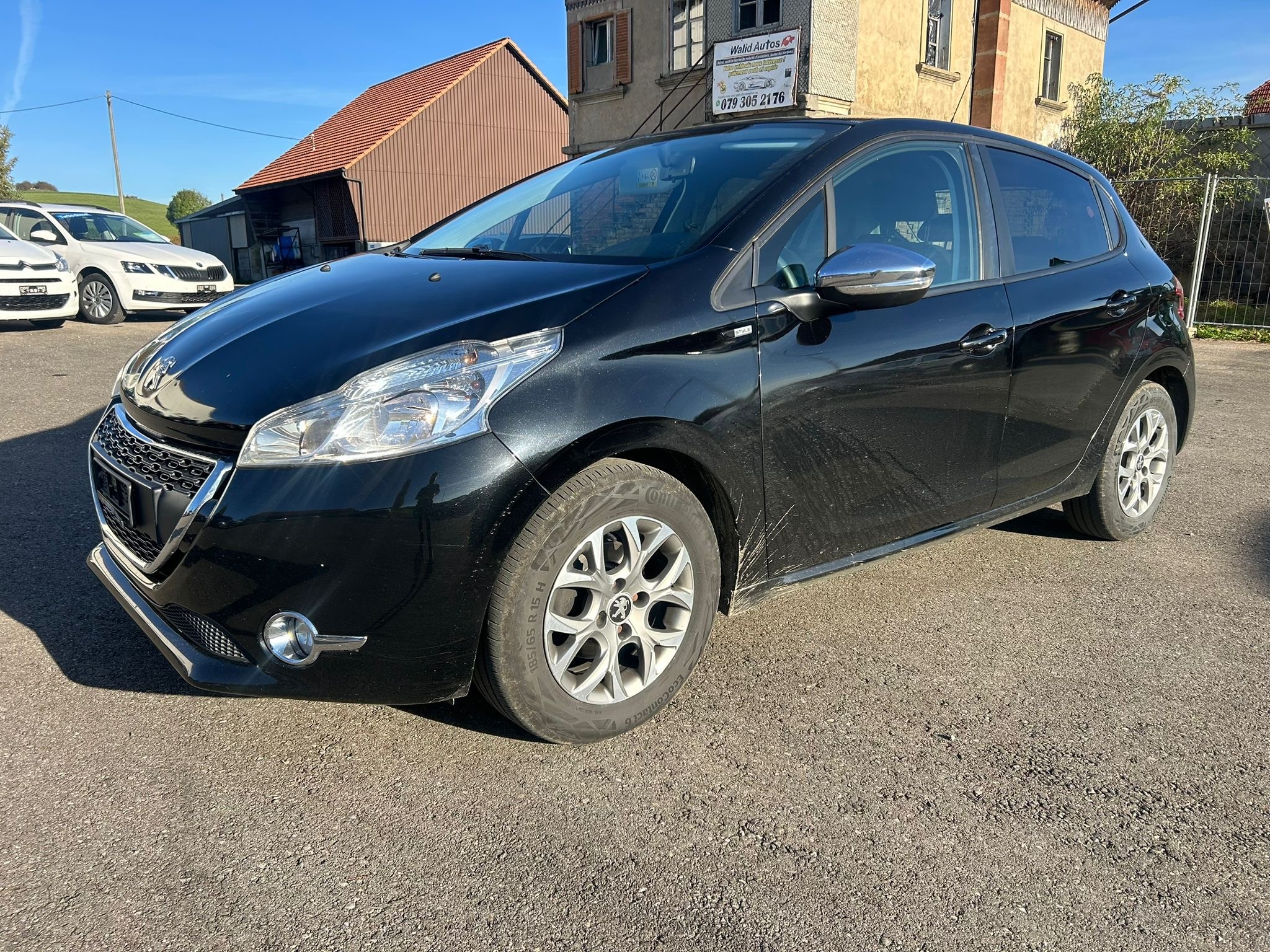 PEUGEOT 208 1.2 VTI Style