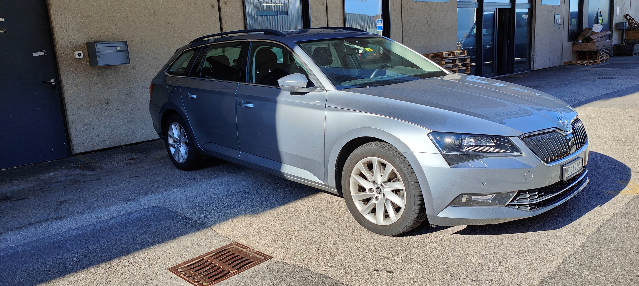 SKODA Superb Combi 2.0 TDi Ambition