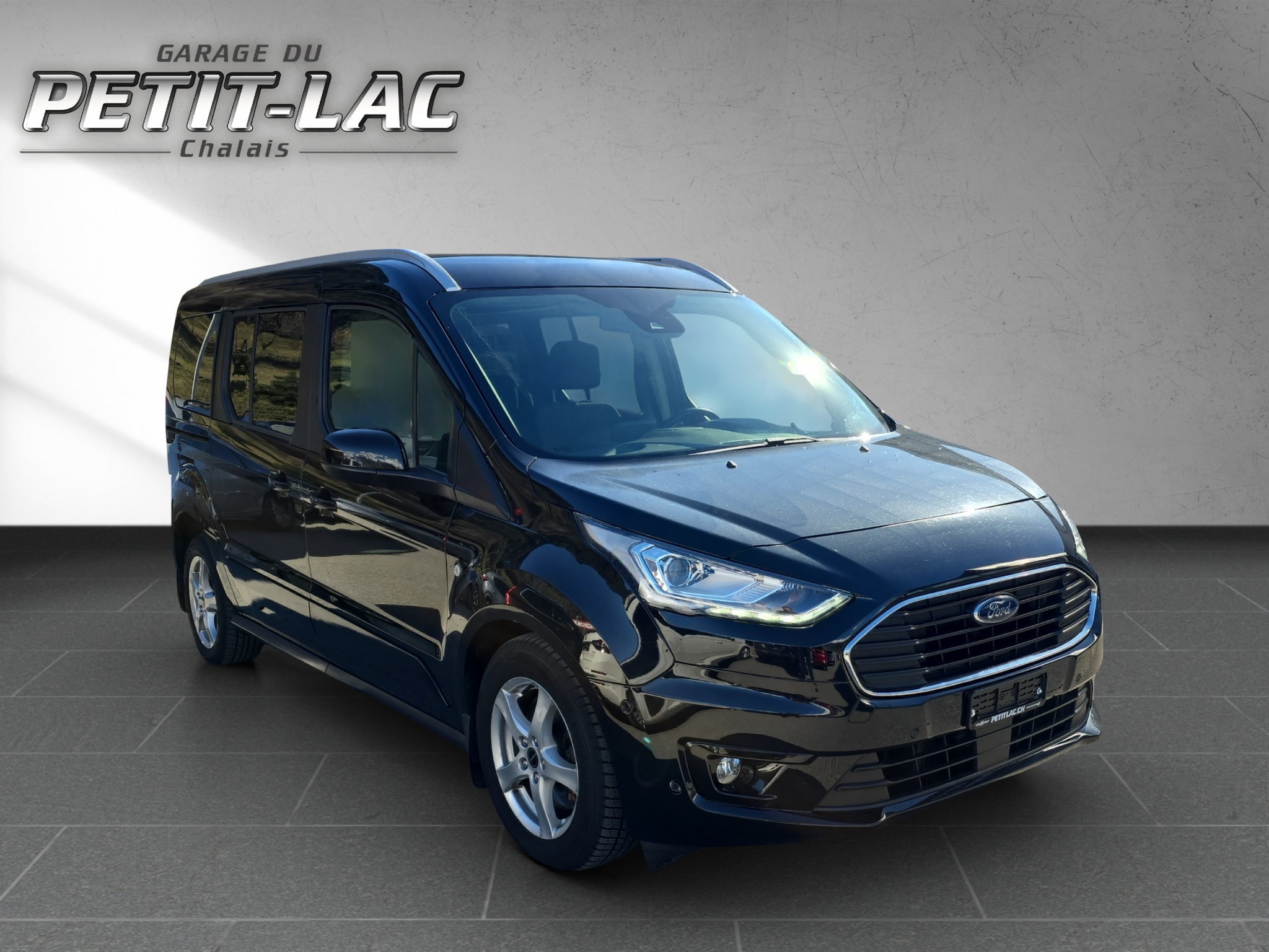 FORD Grand Tourneo Connect 1.5 EcoBlue Titanium