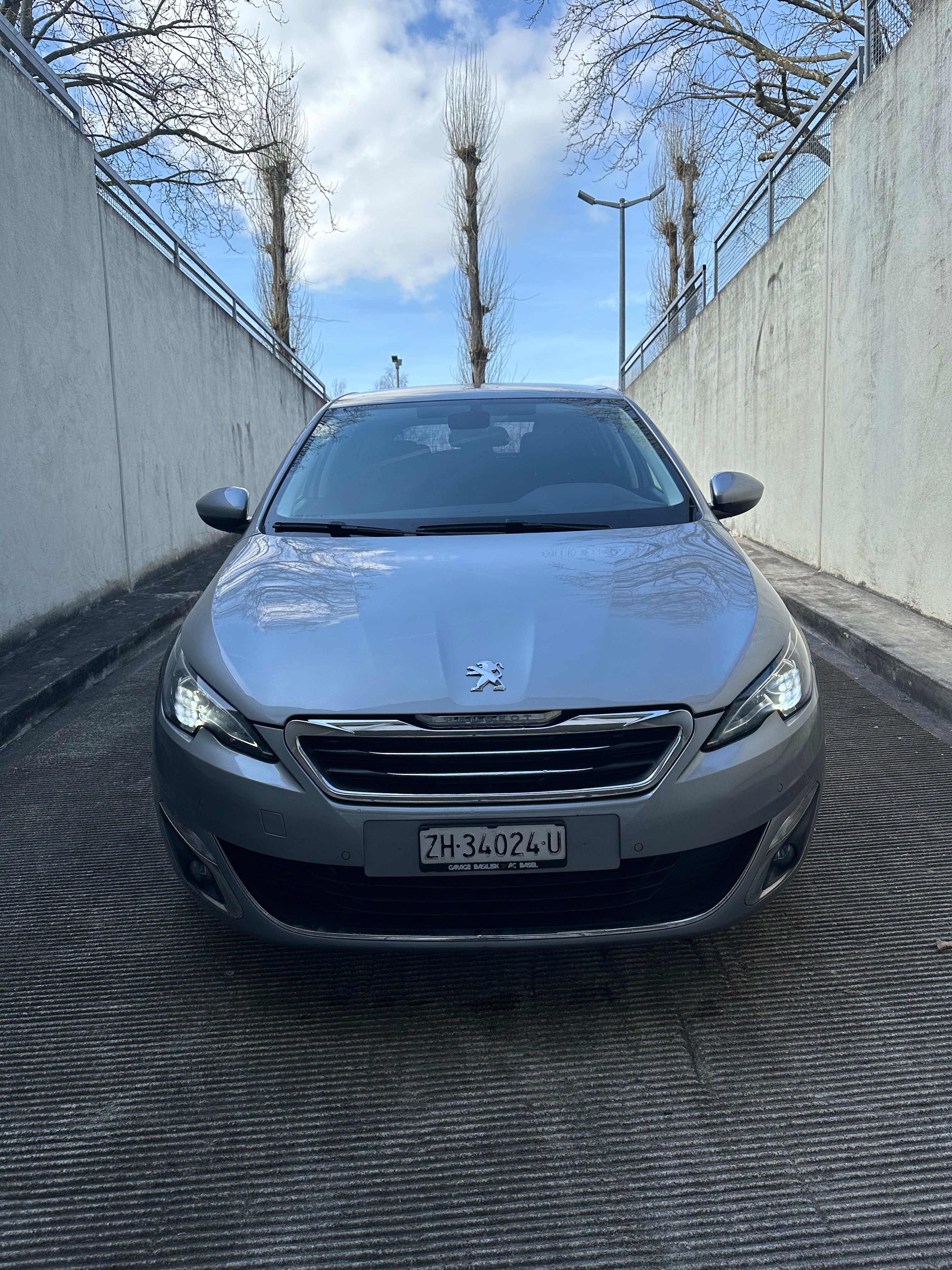 PEUGEOT 308 2.0 BlueHDI Allure Automatic