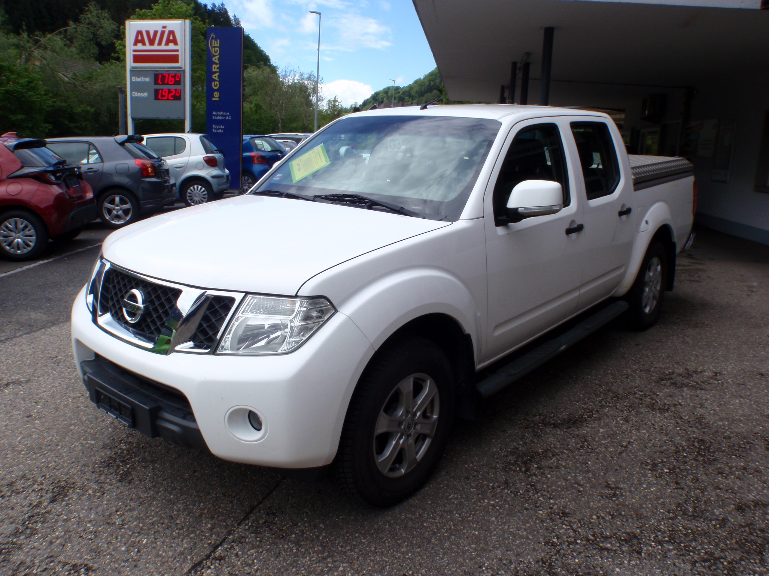 NISSAN Navara Double Cab Platinum EVO 2.5 dCi 4WD LB A