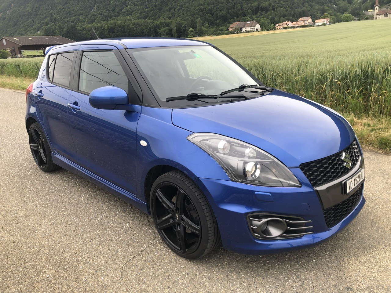 SUZUKI Swift 1.6i 16V Sport Sergio Cellano