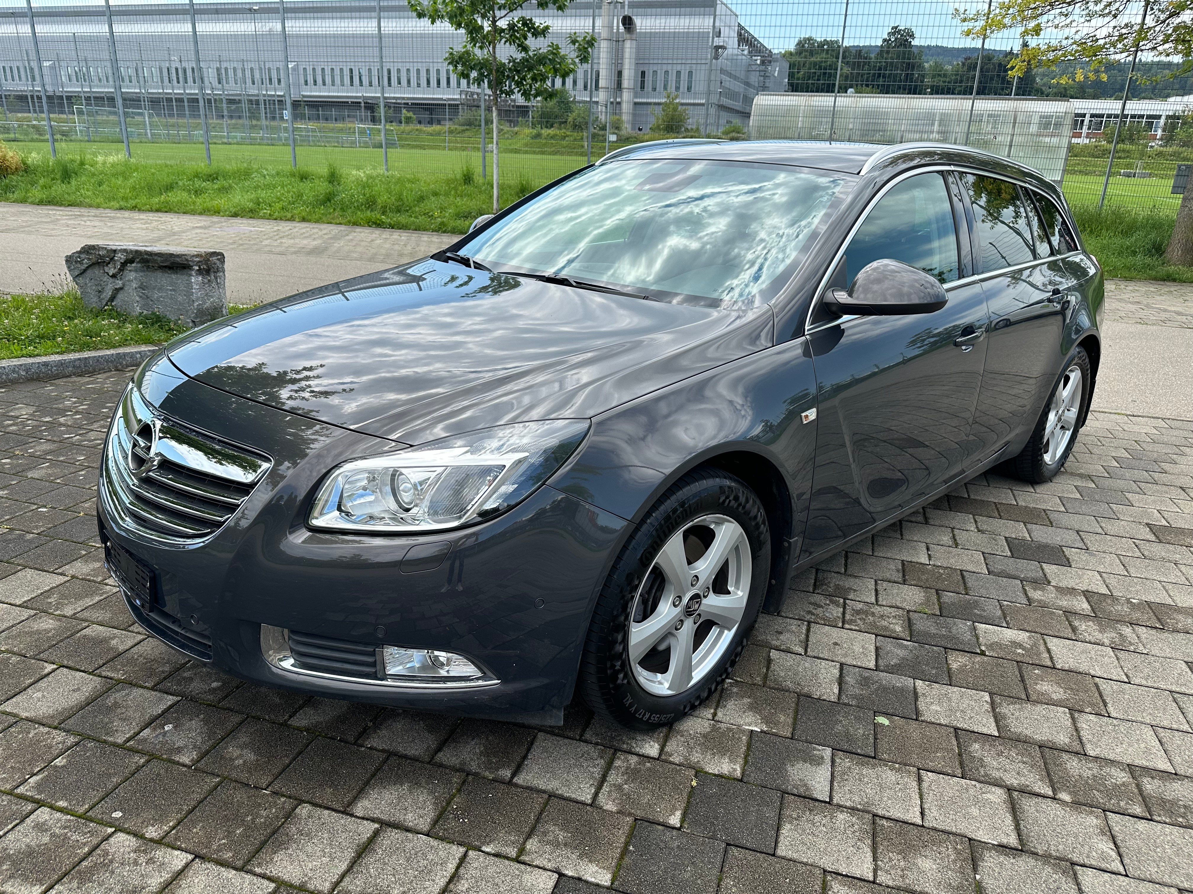 OPEL Insignia ST 2.0 Turbo Active Edition Aut.