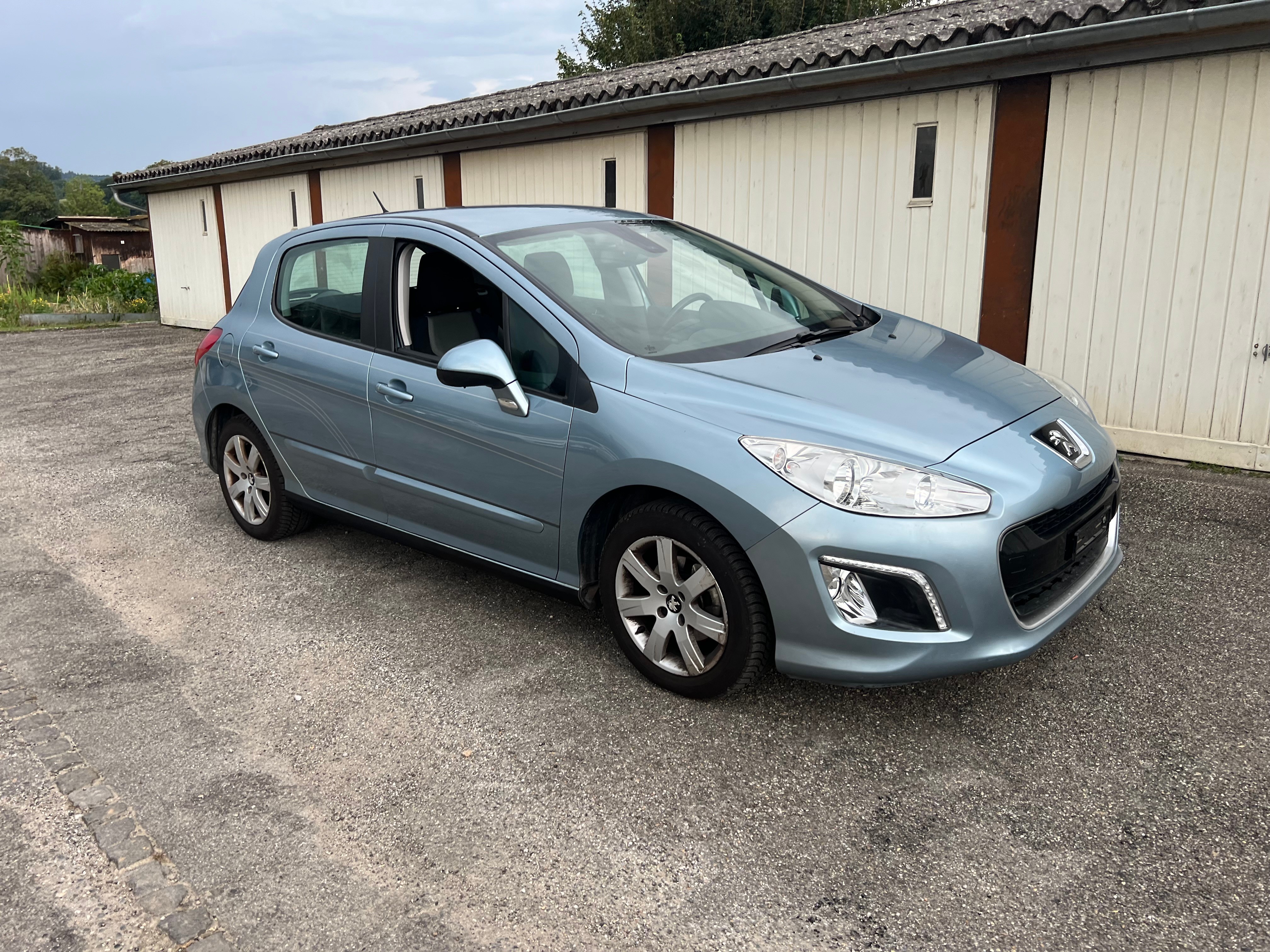 PEUGEOT 308 1.6 16V VTI Sport