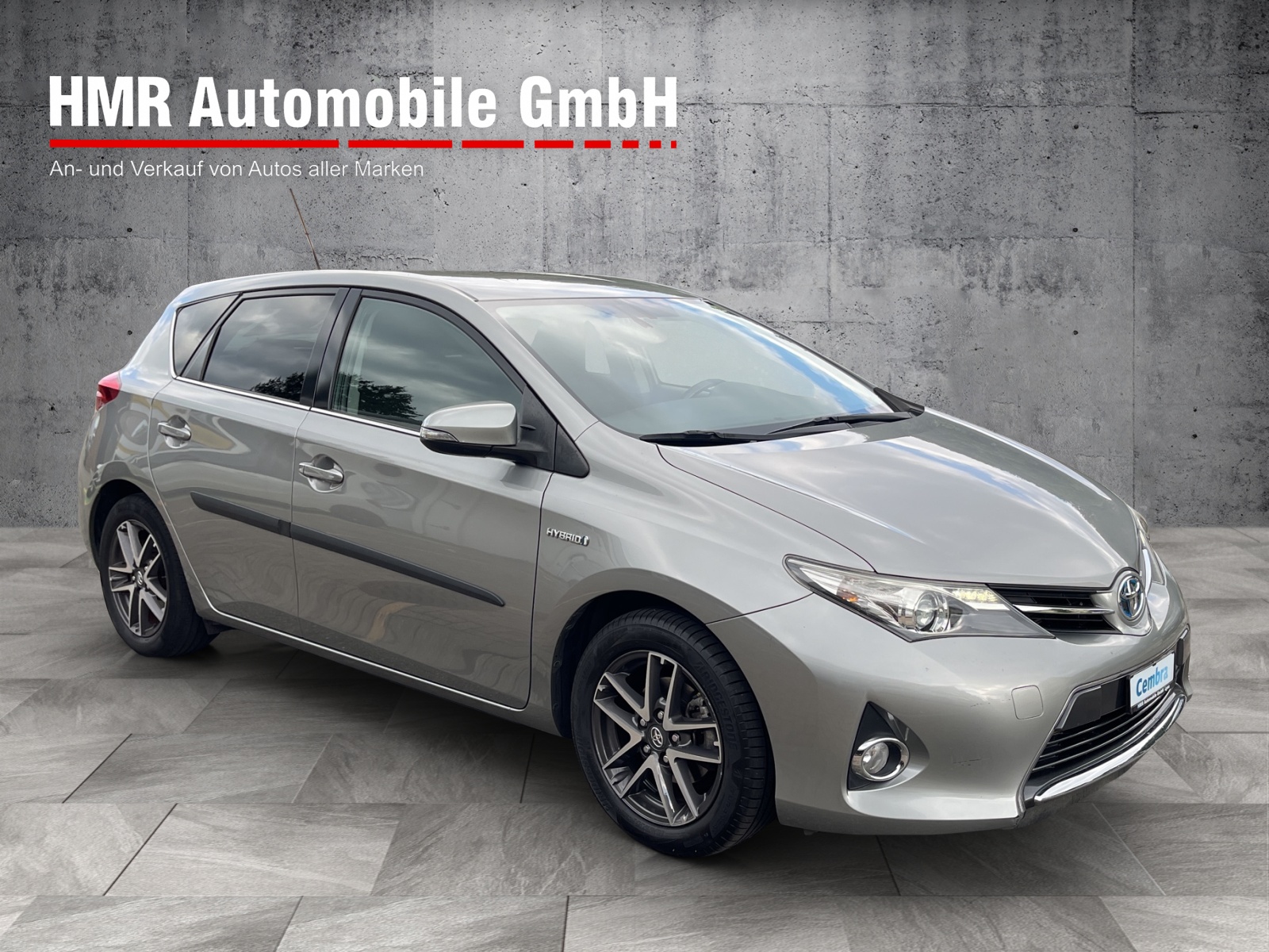 TOYOTA Auris 1.8 16V HSD Linea Trend