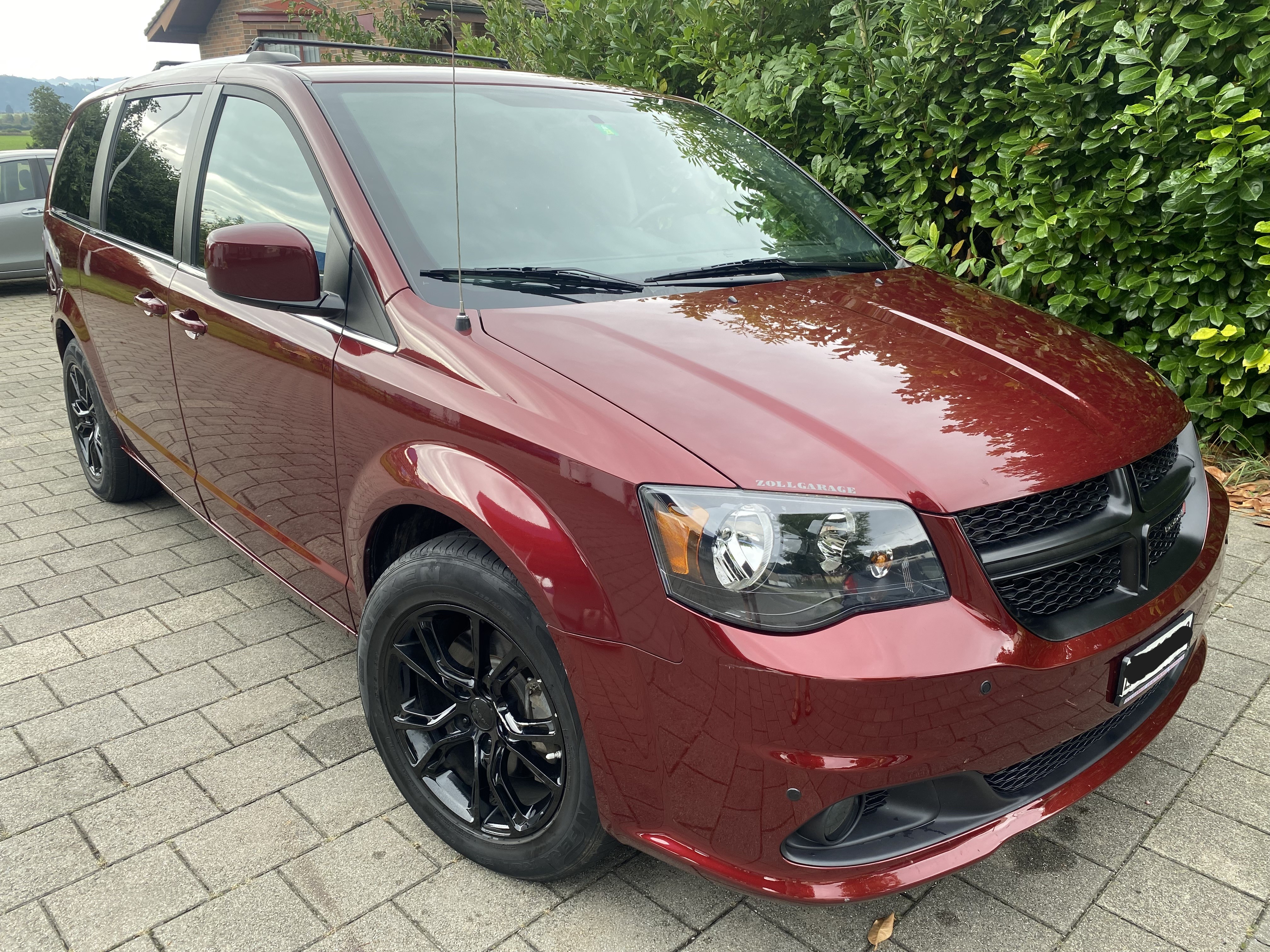 DODGE Schwestermodell von Chrysler Grand Voyager