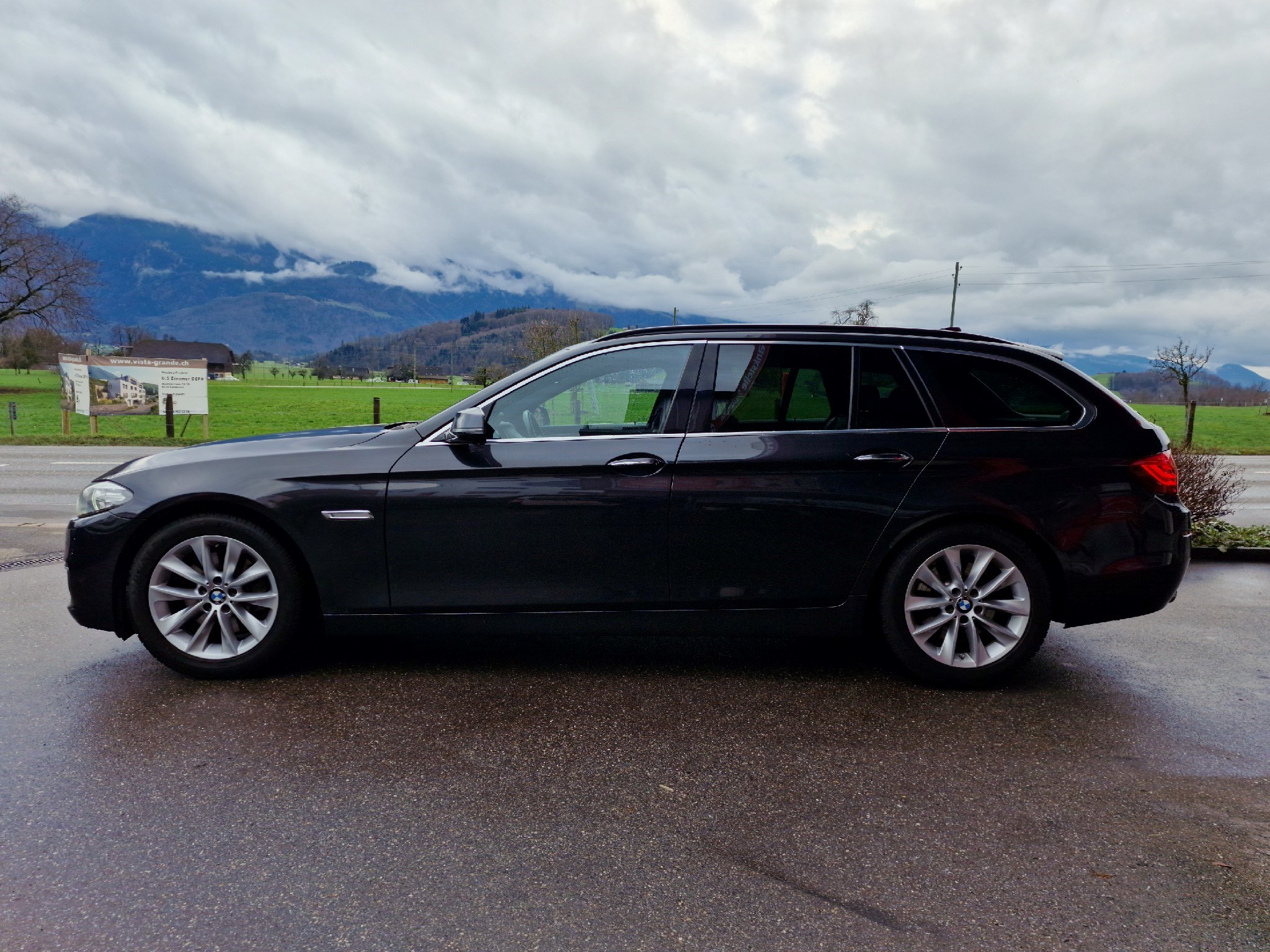 BMW 530d Touring xDrive Luxury Line Steptronic