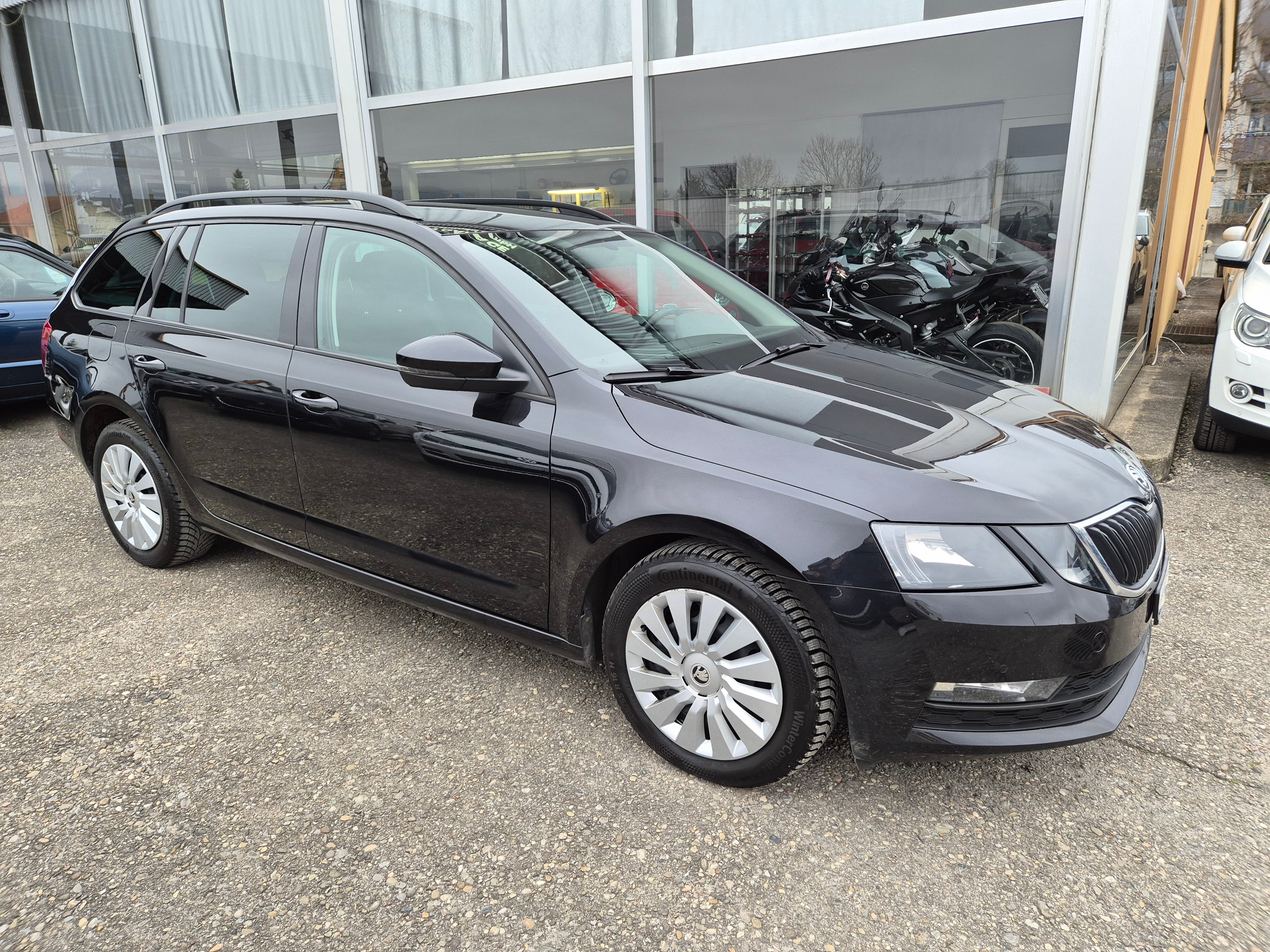 SKODA Octavia Combi 1.6 TDI Ambition DSG