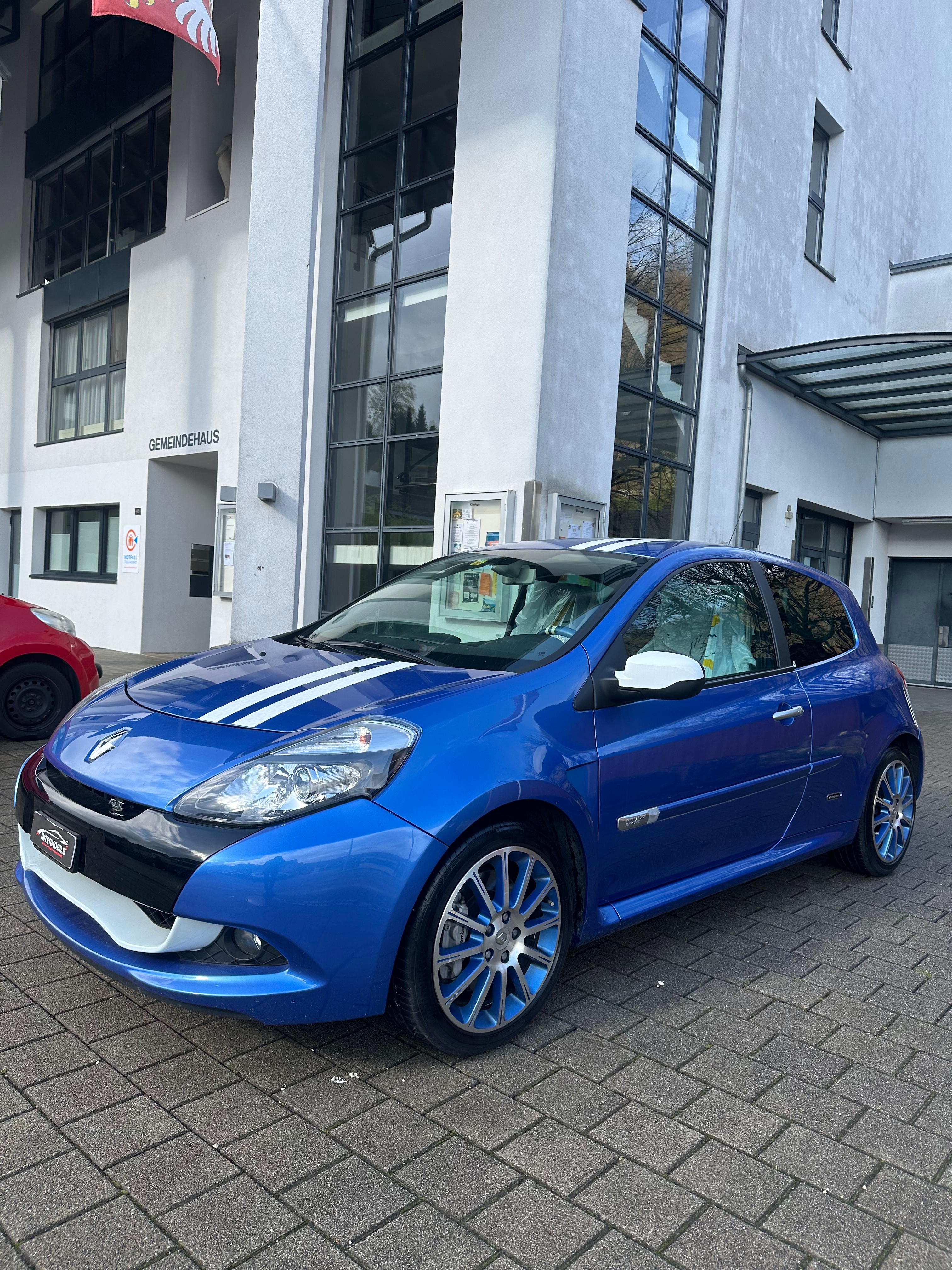 RENAULT Clio 2.0 16V RS Gordini