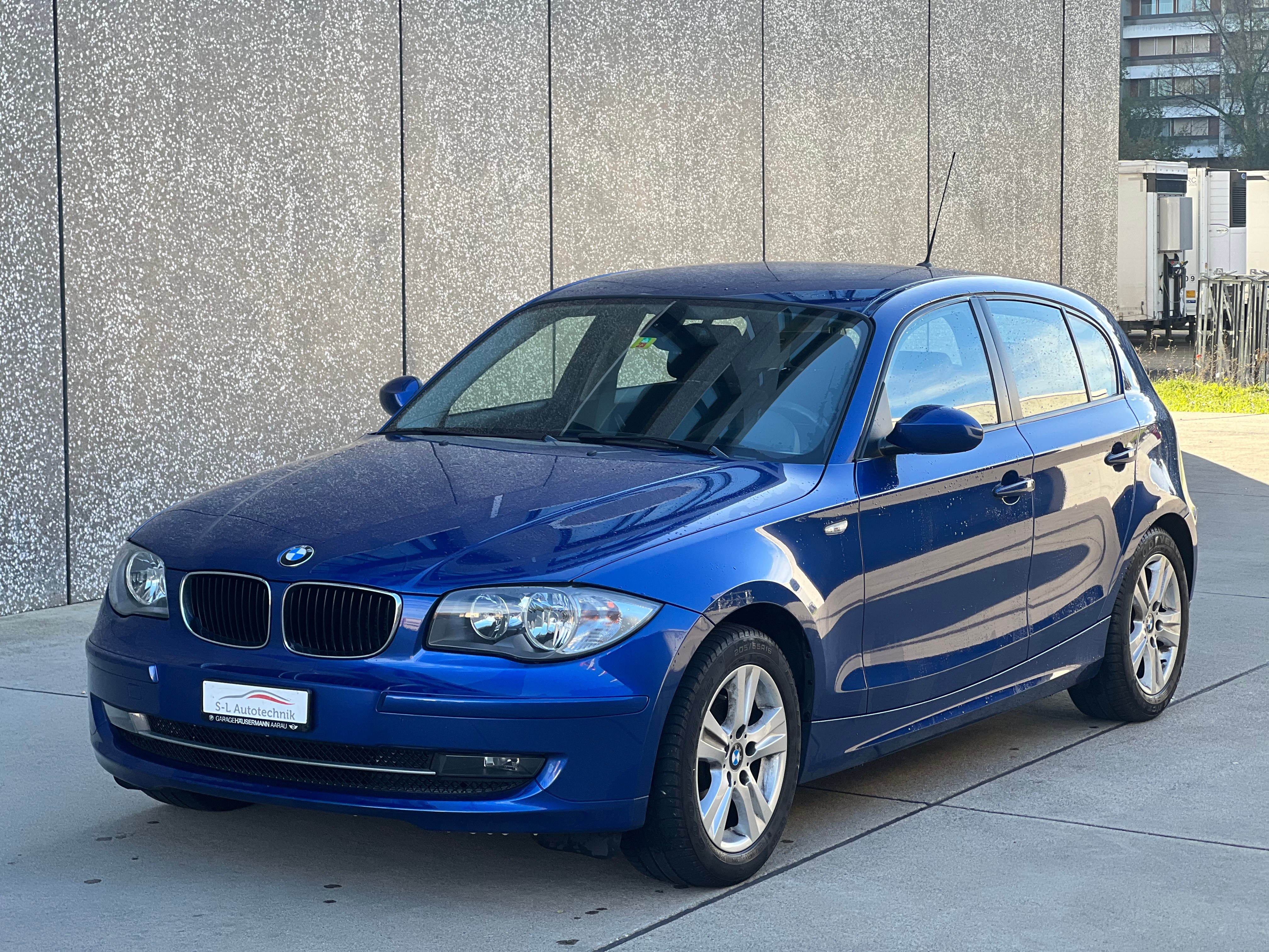 BMW 120i