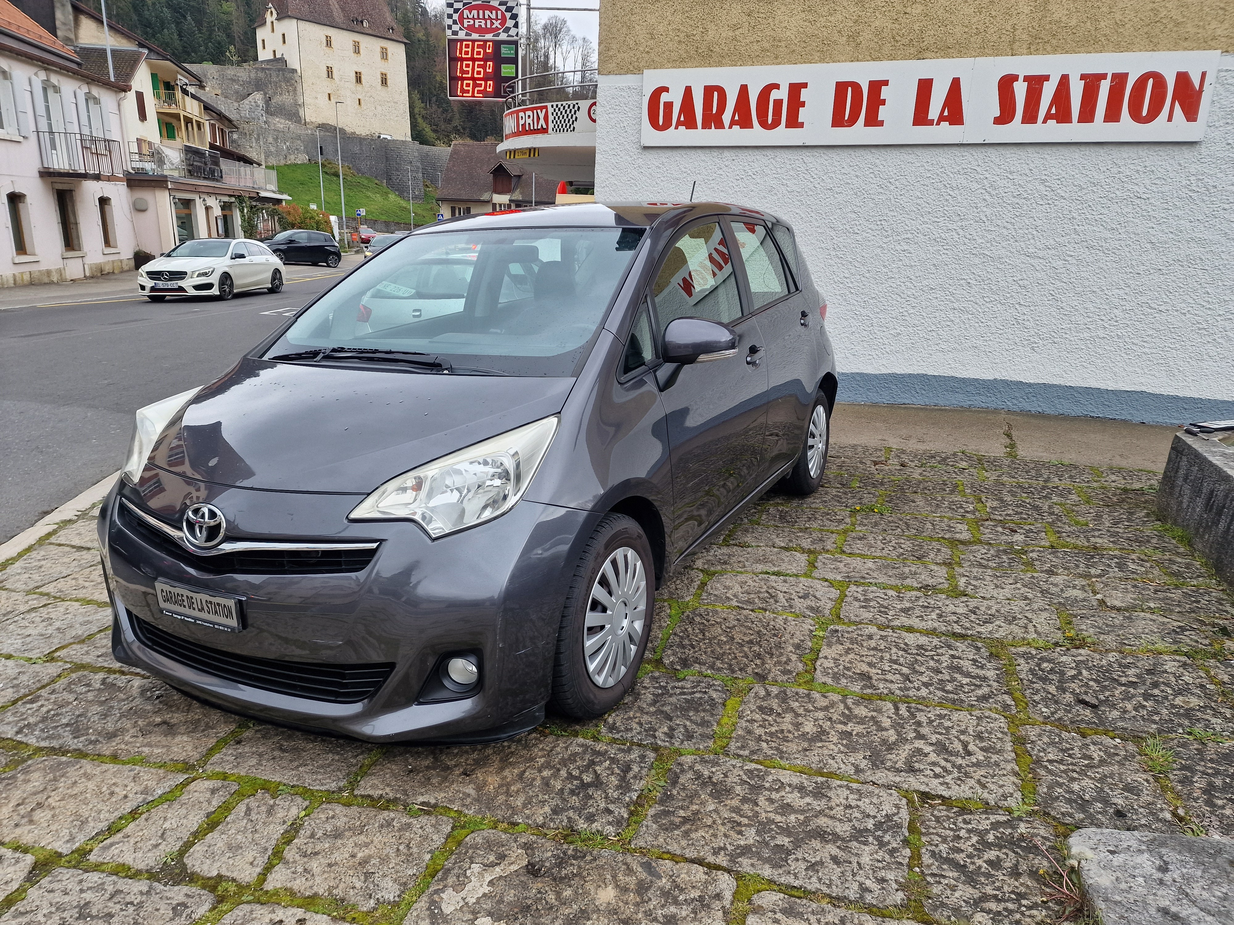 TOYOTA Verso-S 1.33 Linea Terra