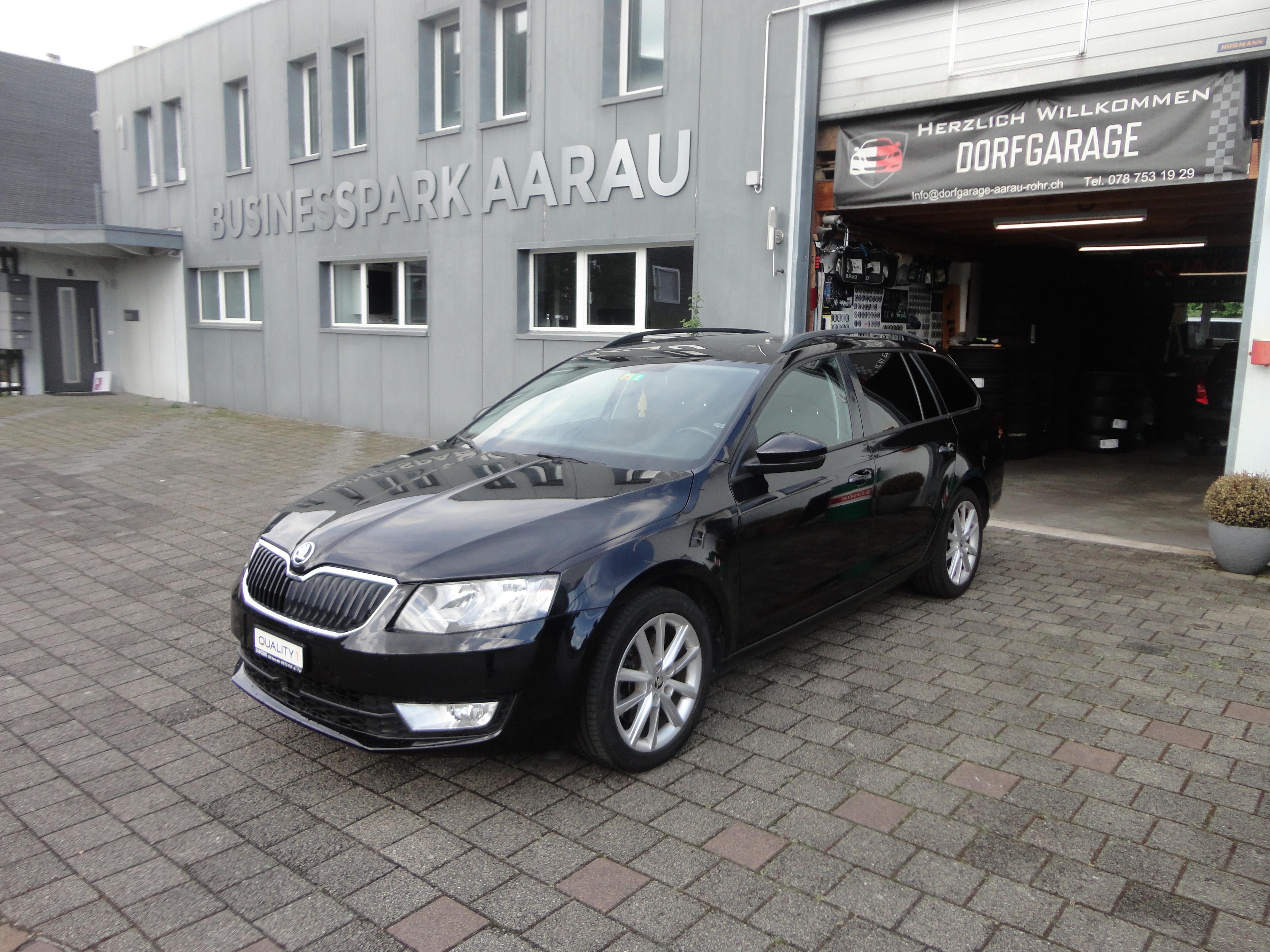 SKODA Octavia Combi 2.0 TDI Ambition 4x4 DSG