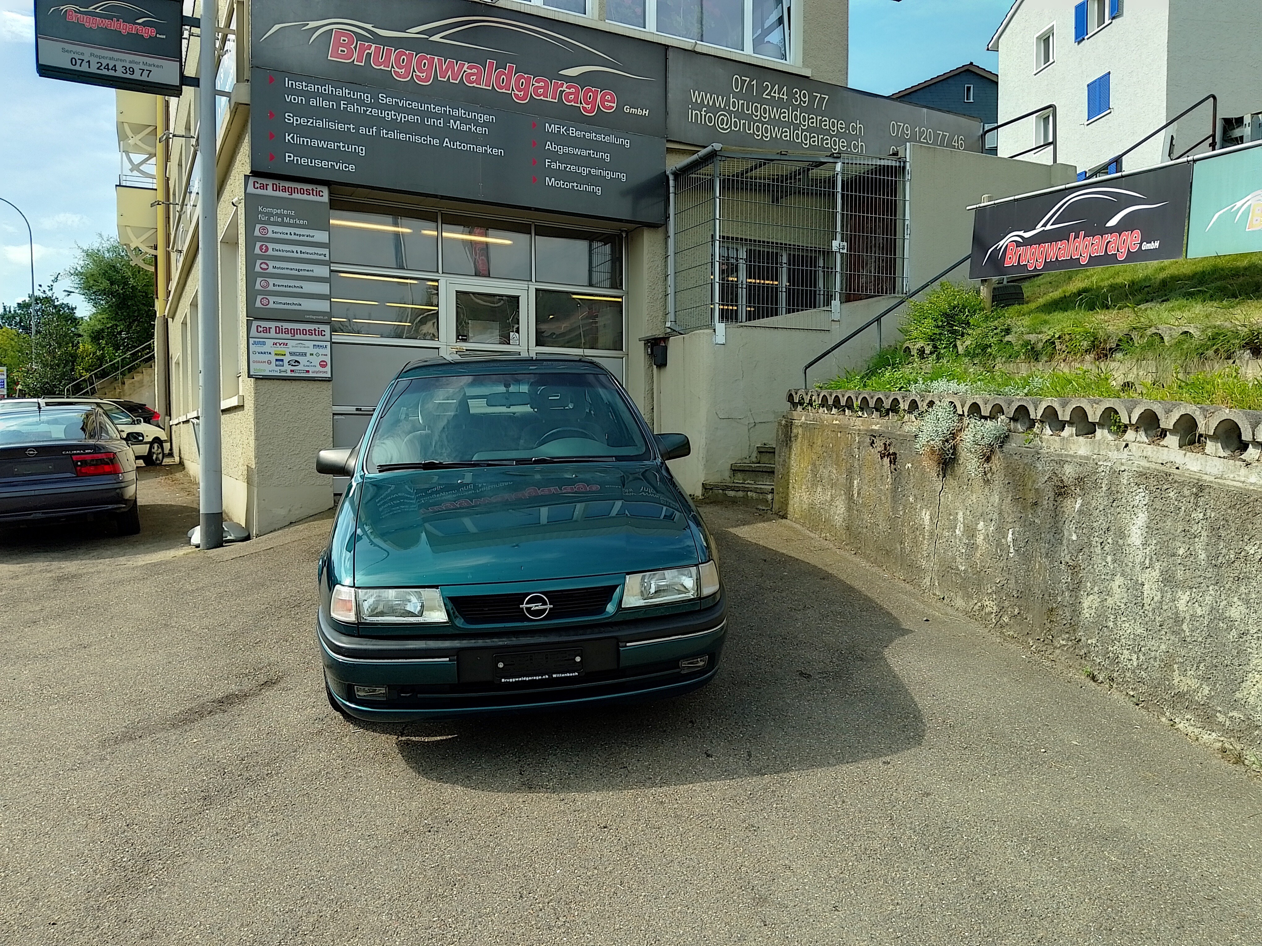 OPEL Vectra 2.5i V6 CDX