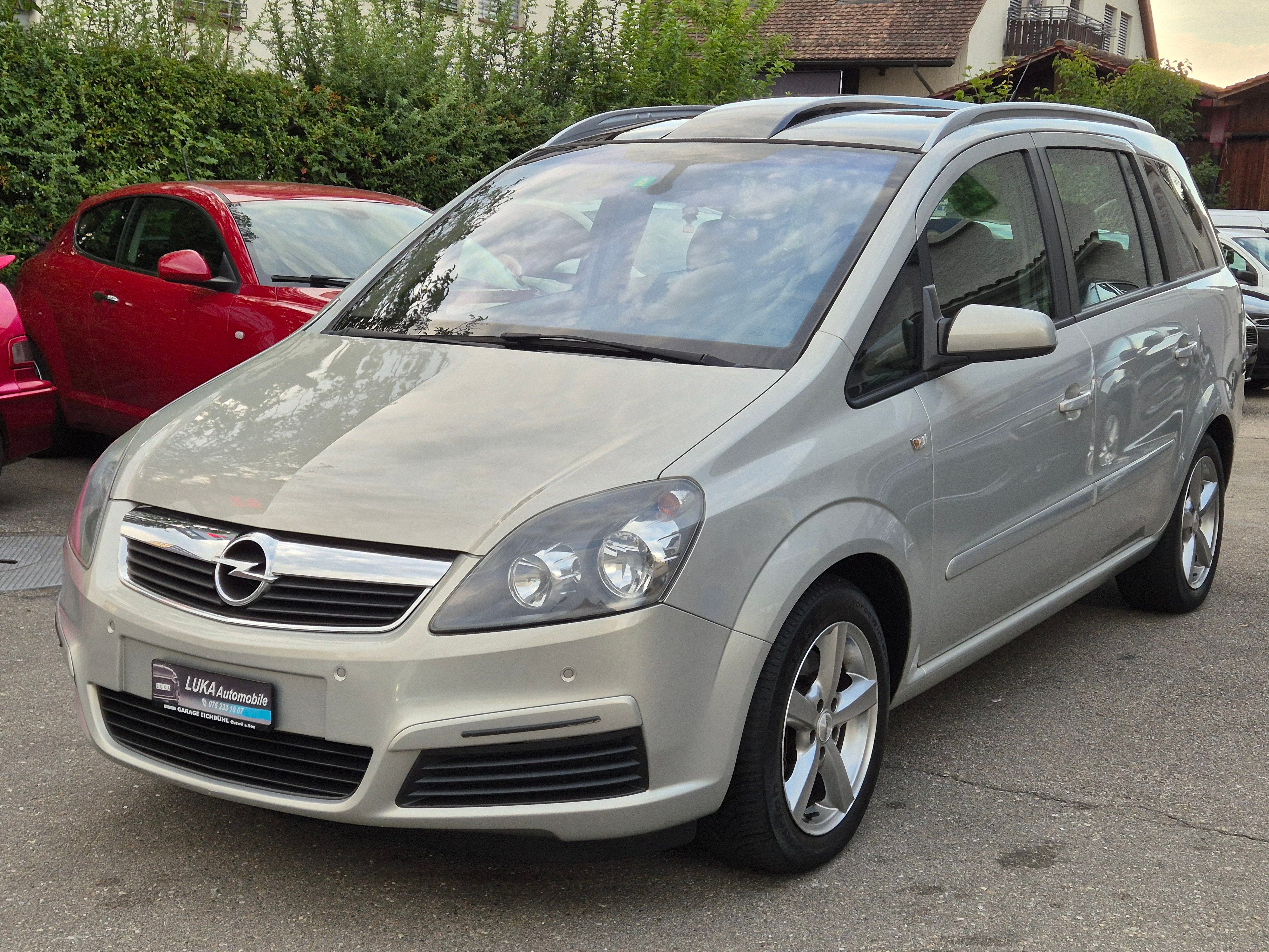 OPEL Zafira 2.2i 16V Enjoy