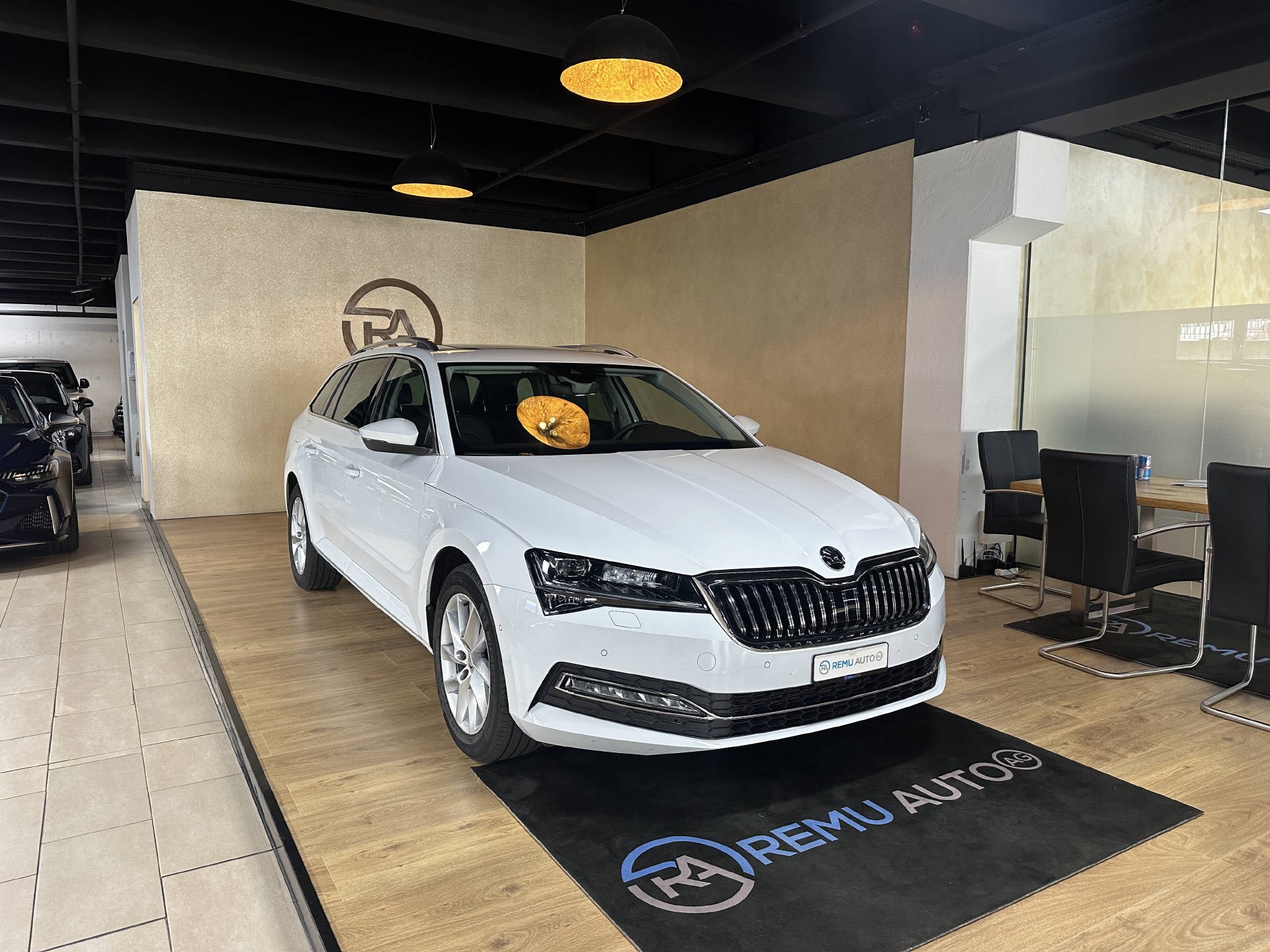 SKODA Superb Combi 1.5 TSI Style DSG