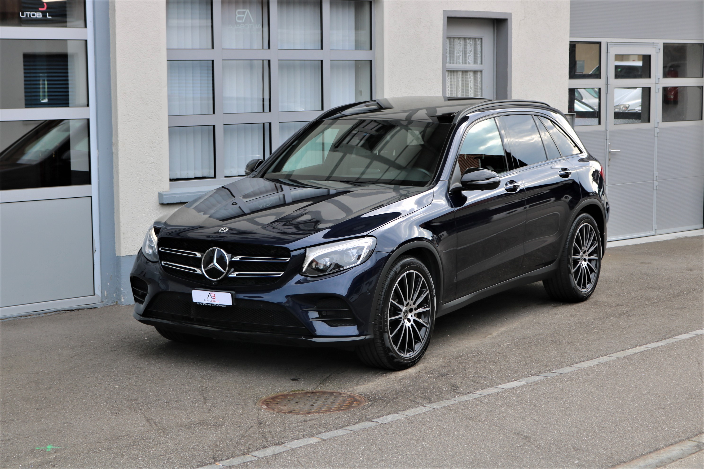 MERCEDES-BENZ GLC 250 d AMG Line 4Matic 9G-Tronic + AHK