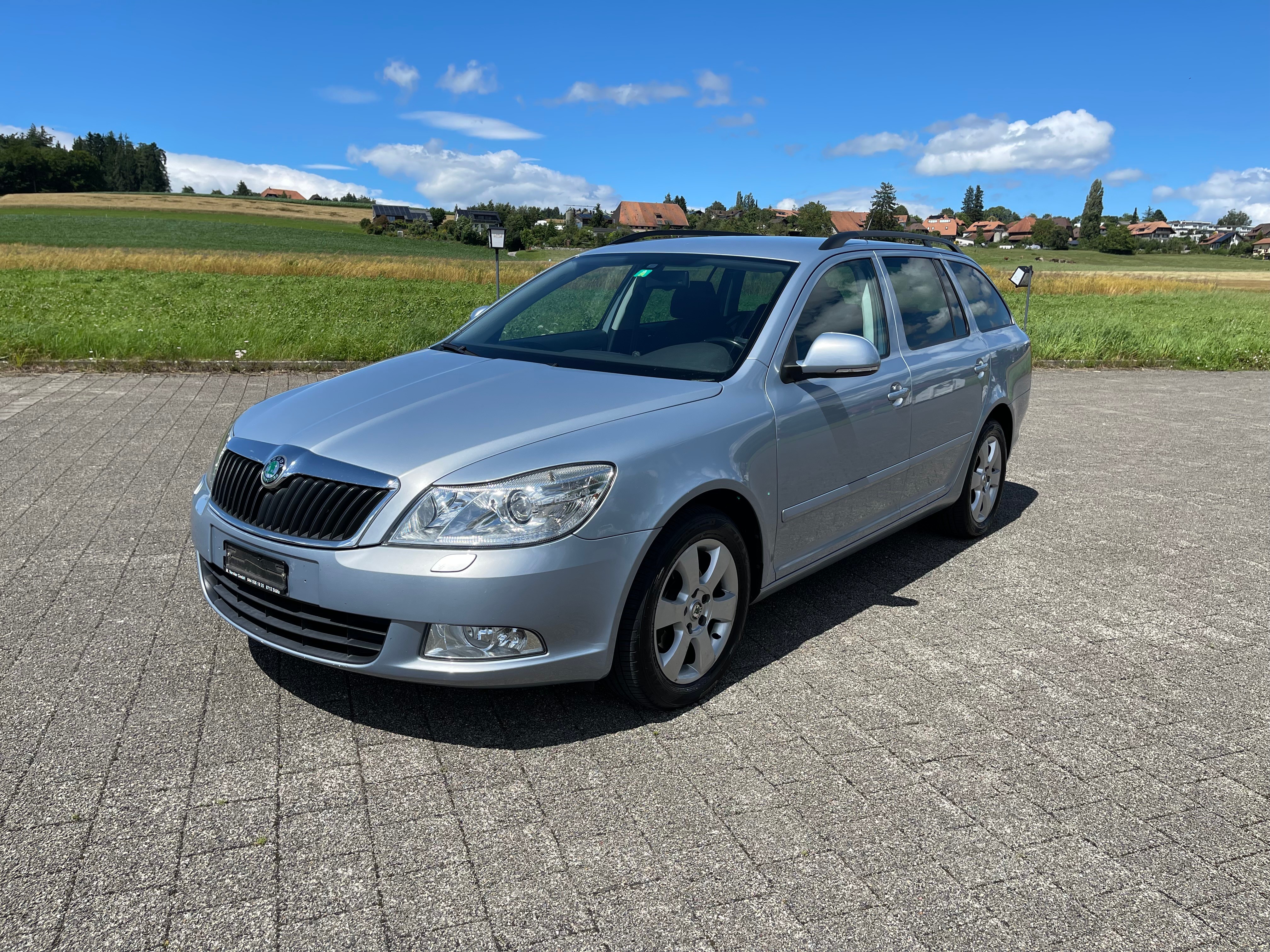 SKODA Octavia Combi 1.4 TSI Elegance DSG