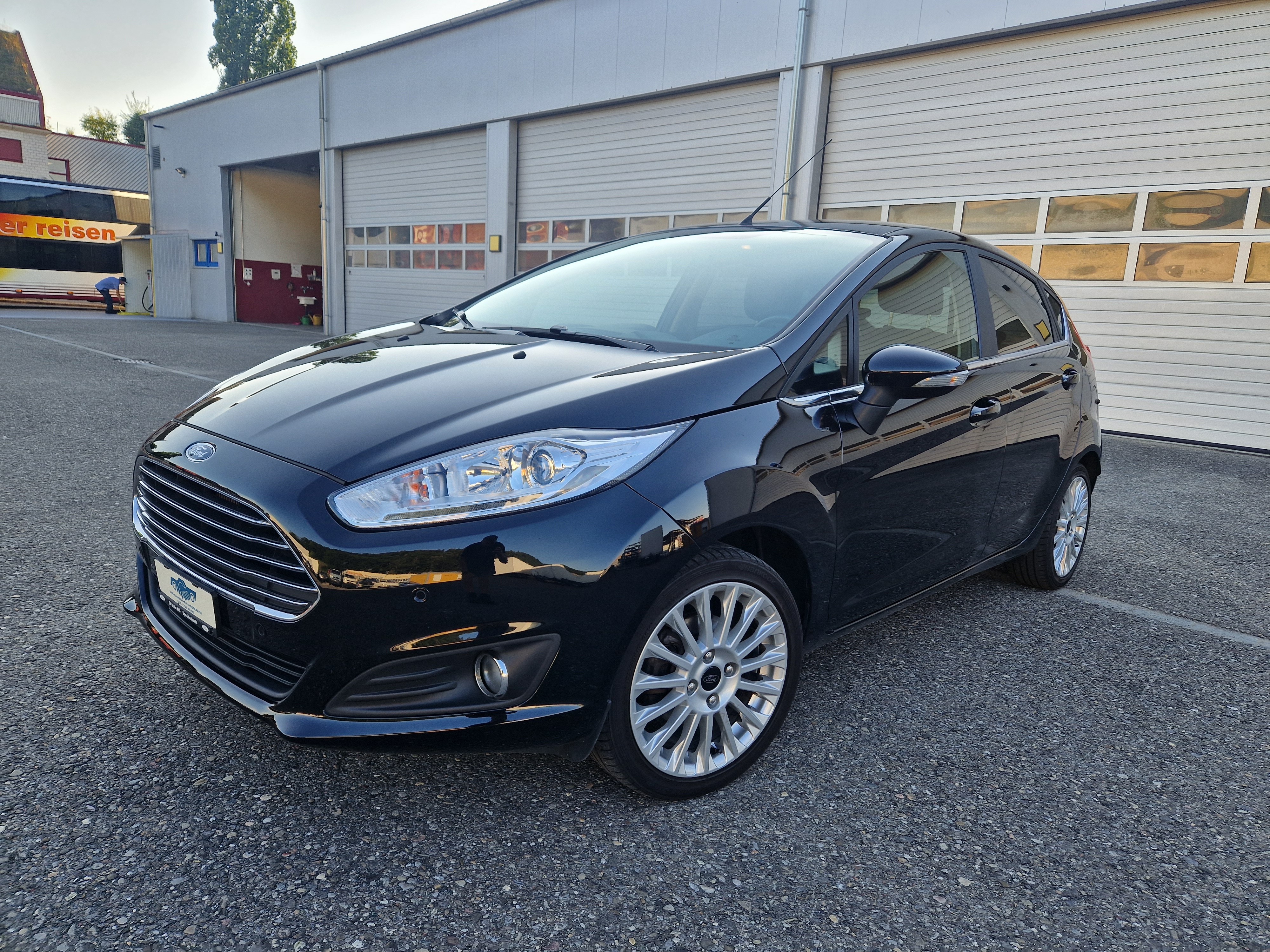 FORD Fiesta 1.0 SCTi Titanium PowerShift